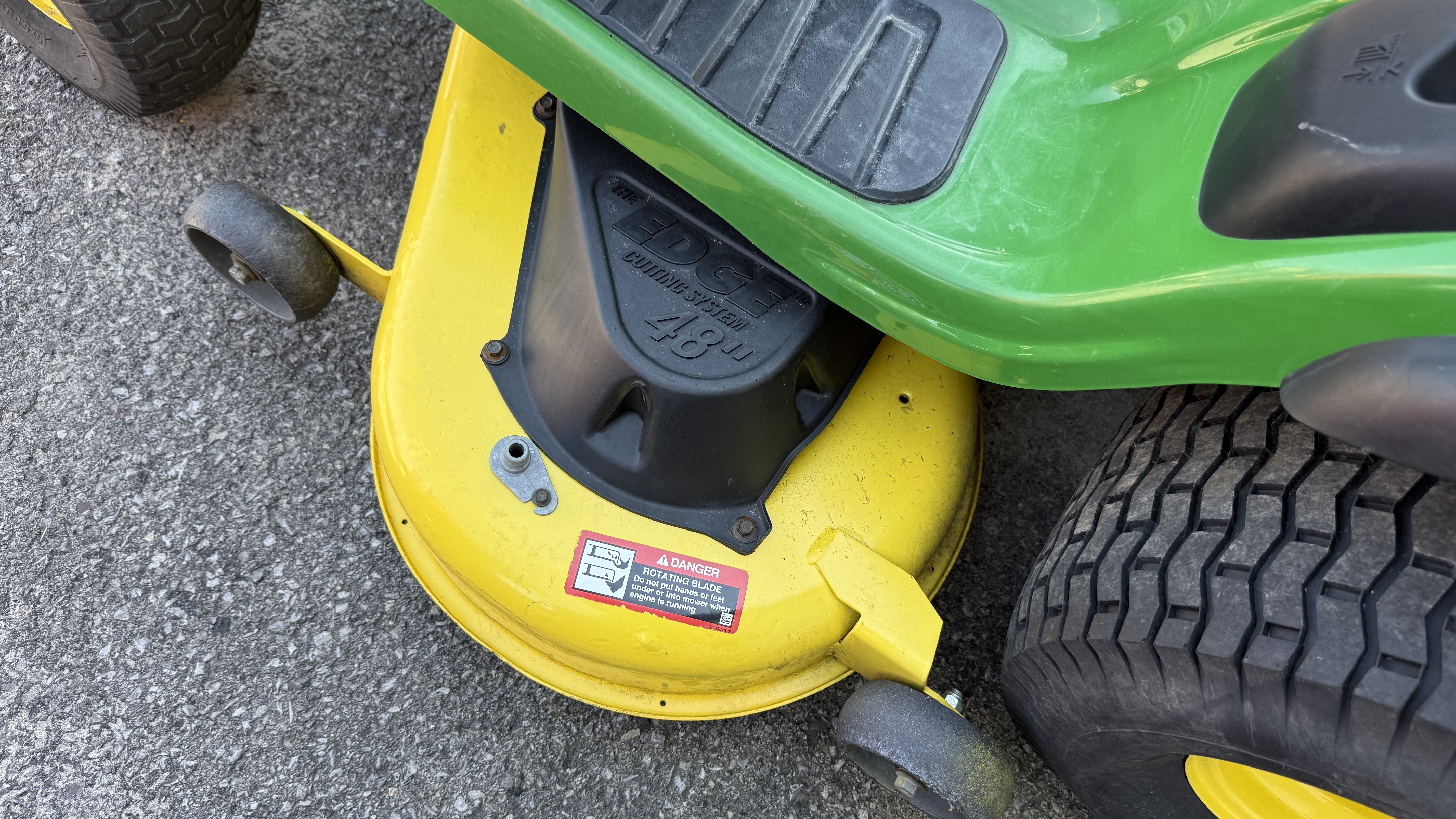  John Deere E150 Lawn Mower