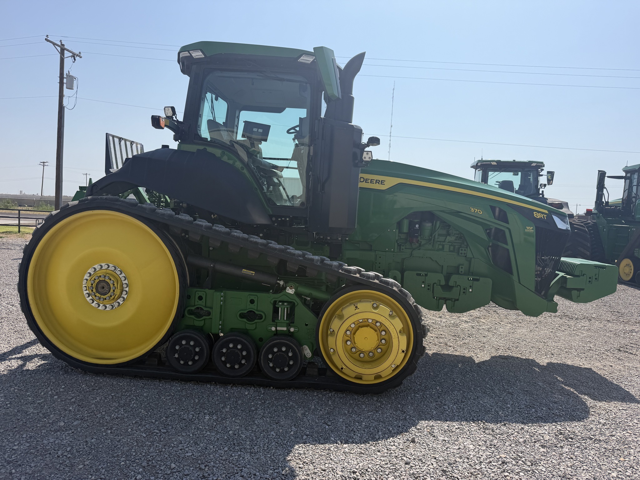 2025 John Deere 8RT 370 Tractor