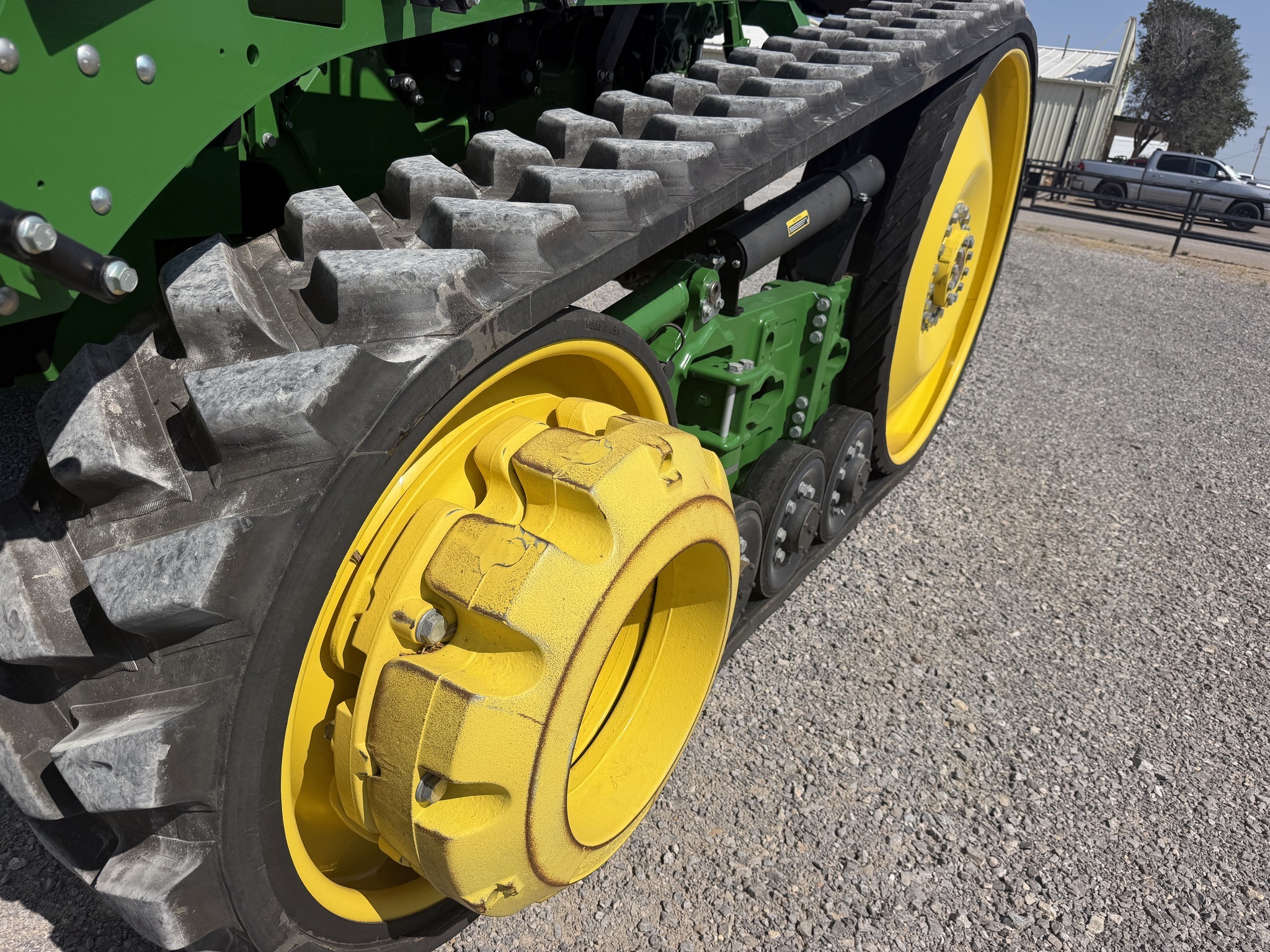 2025 John Deere 8RT 370 Tractor