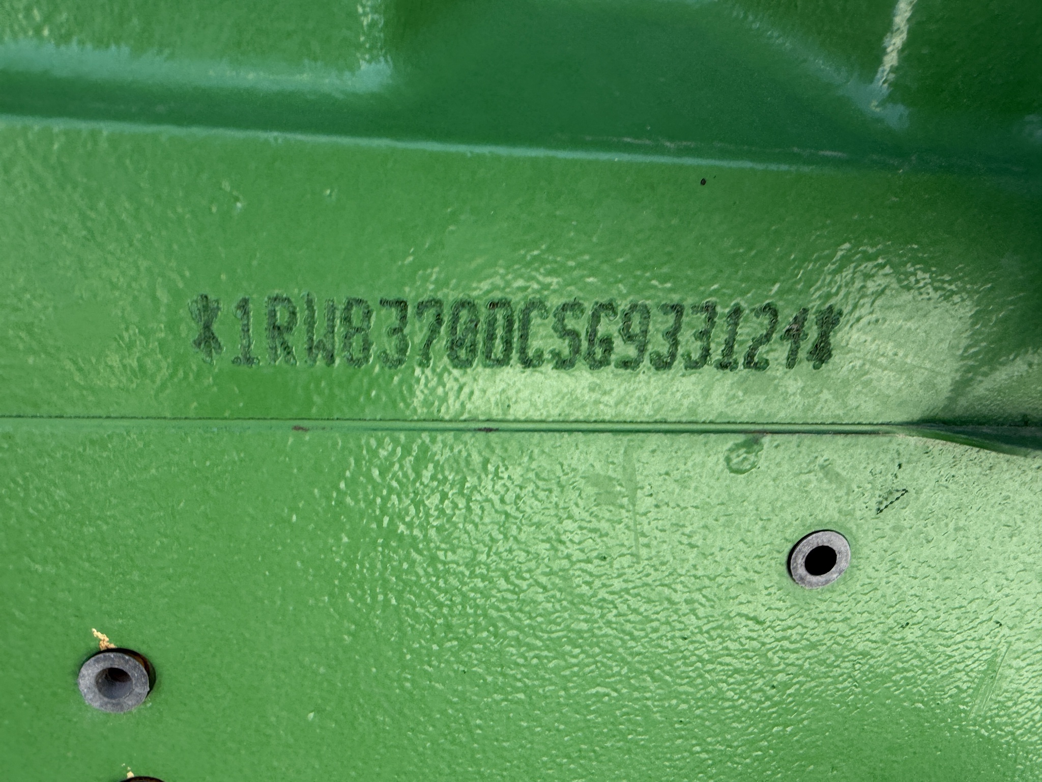 2025 John Deere 8RT 370 Tractor