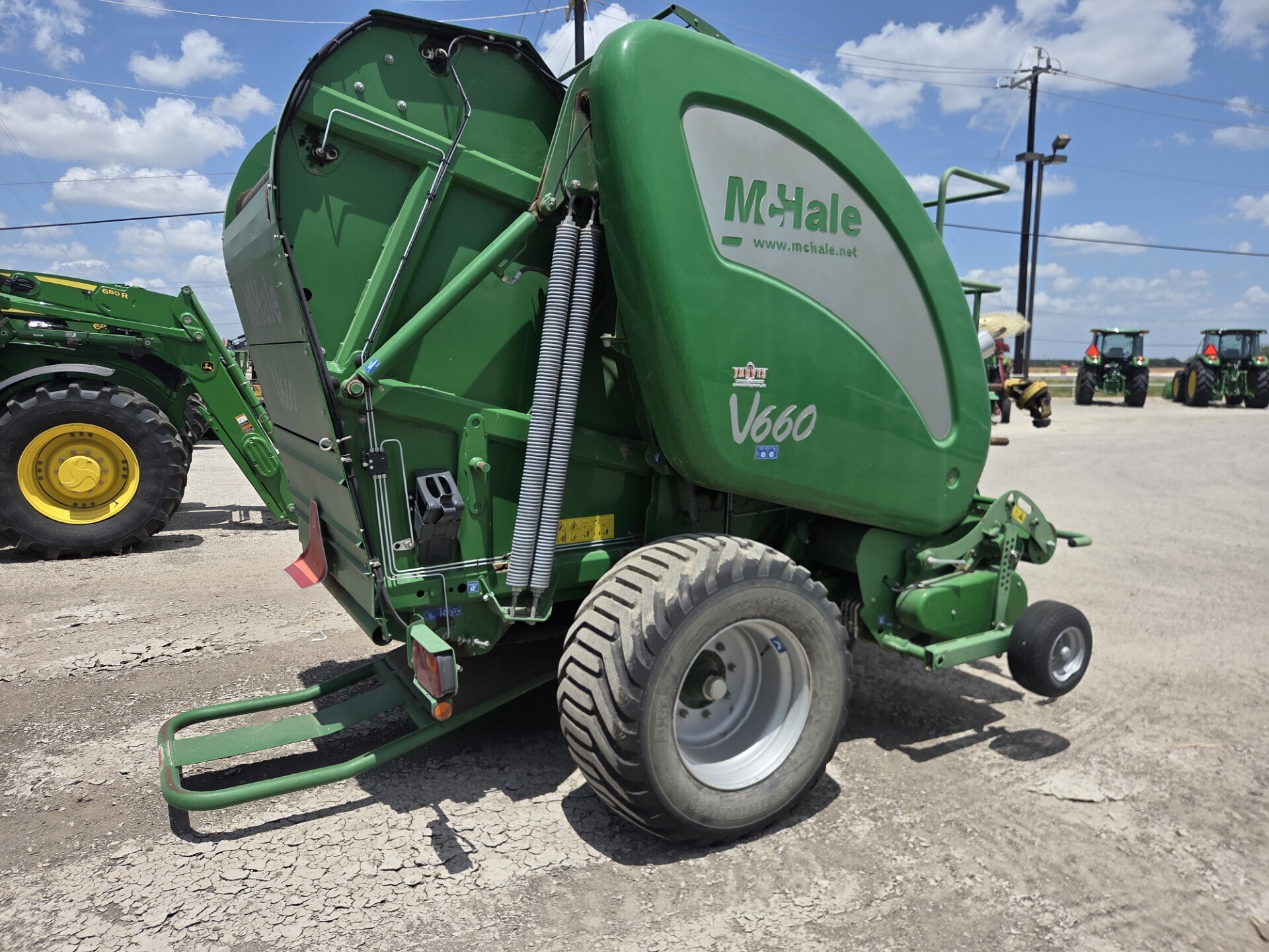 2019 McHale V660 Round Baler