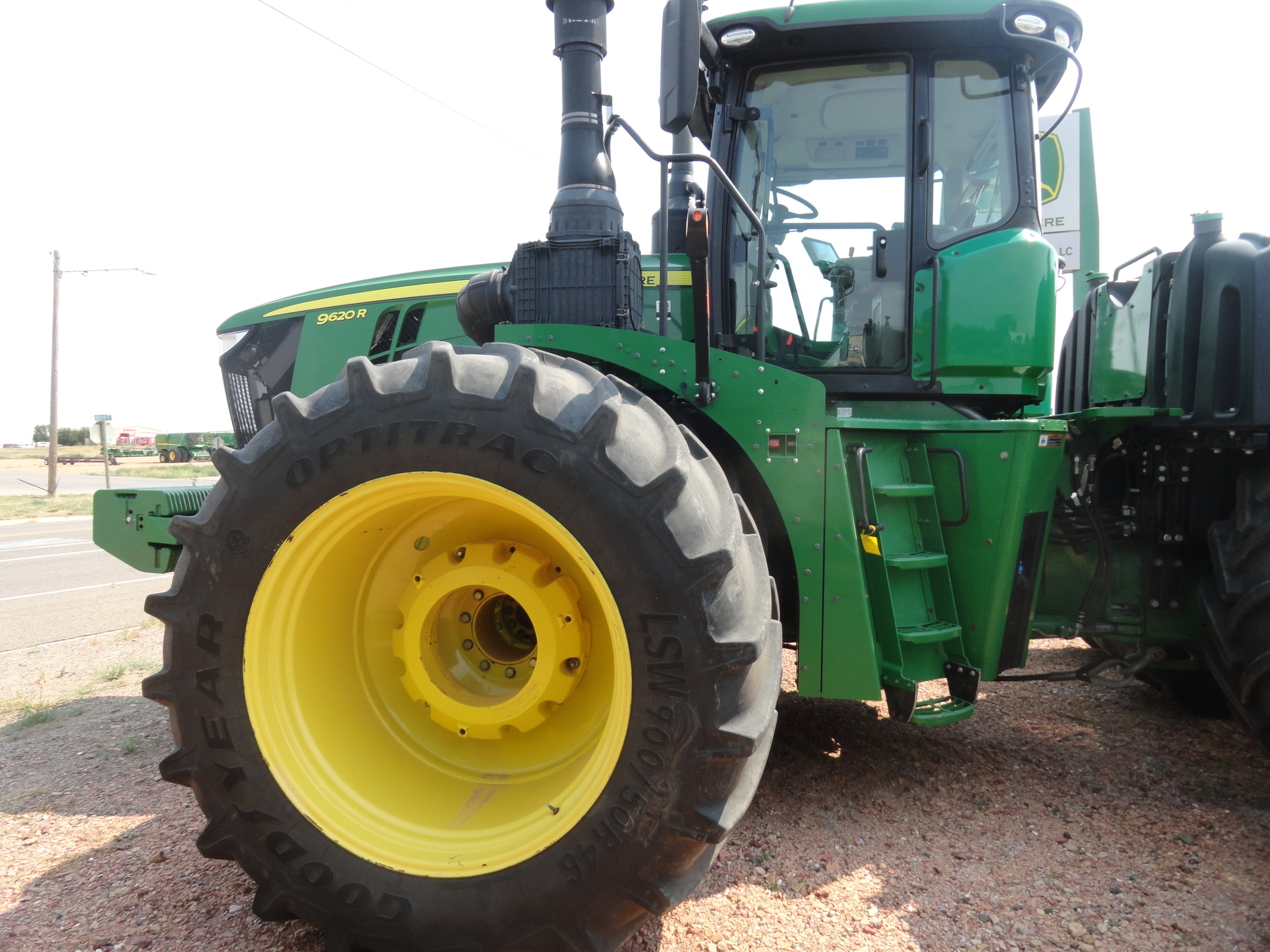 2018 John Deere 9620R Tractor