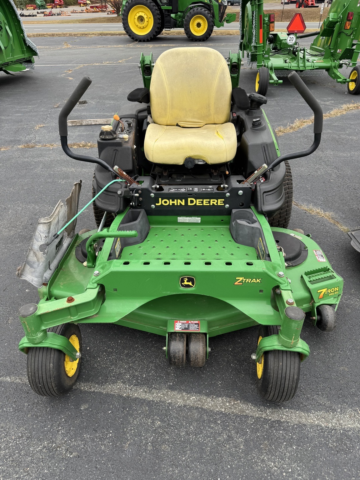 2013 John Deere Z920M Lawn Mower