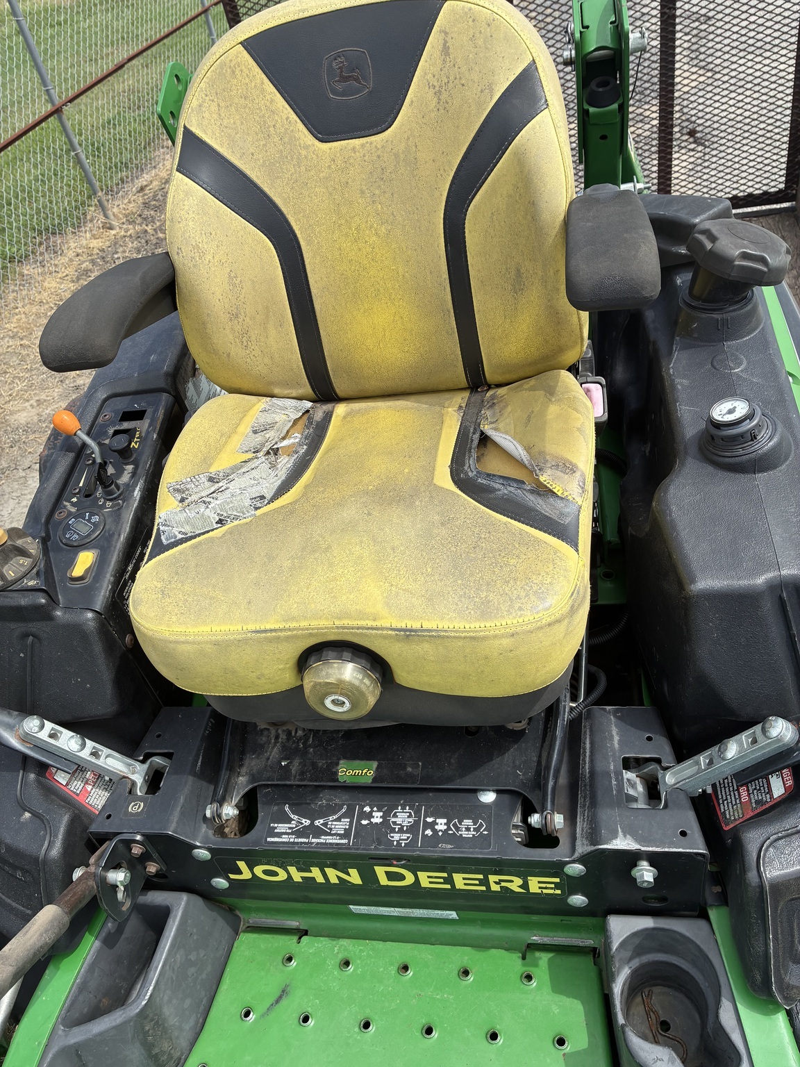 2019 John Deere Z930M Lawn Mower