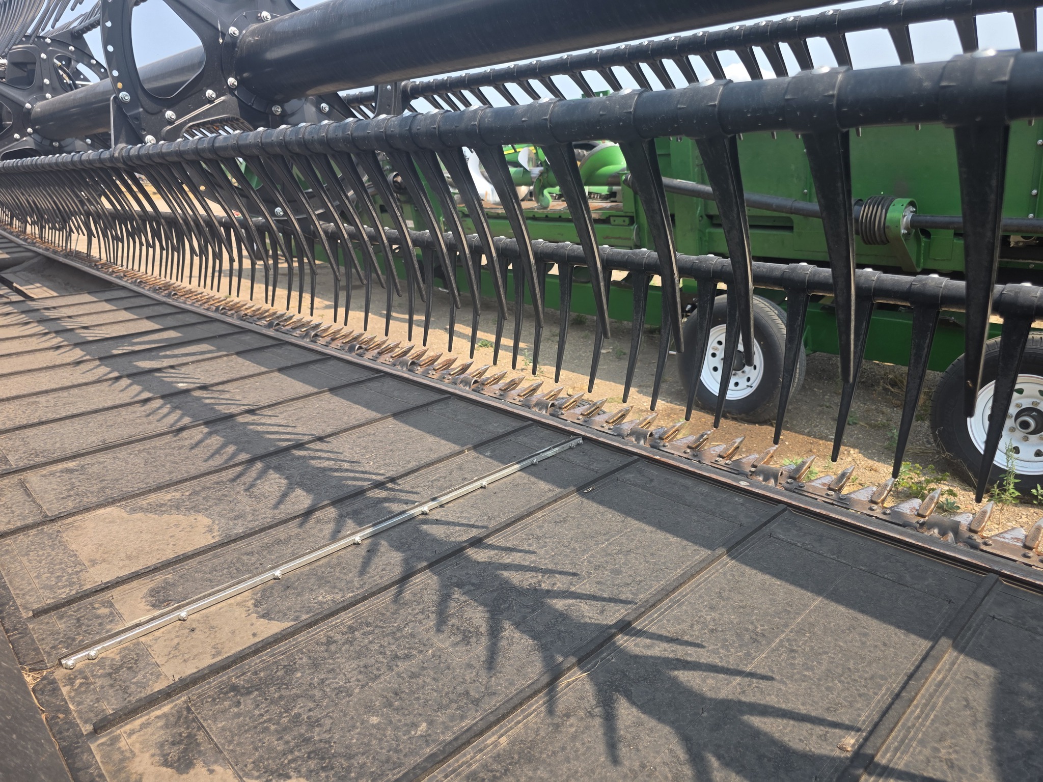 2020 MacDon FD140 Platform