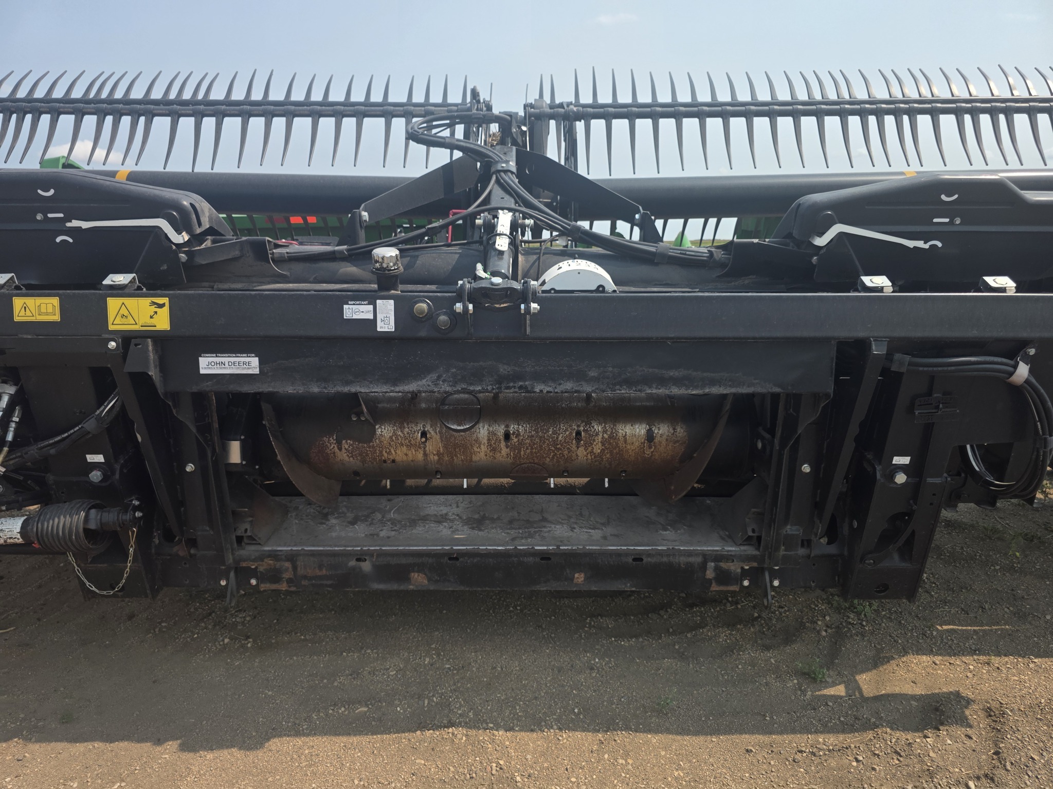 2020 MacDon FD140 Platform