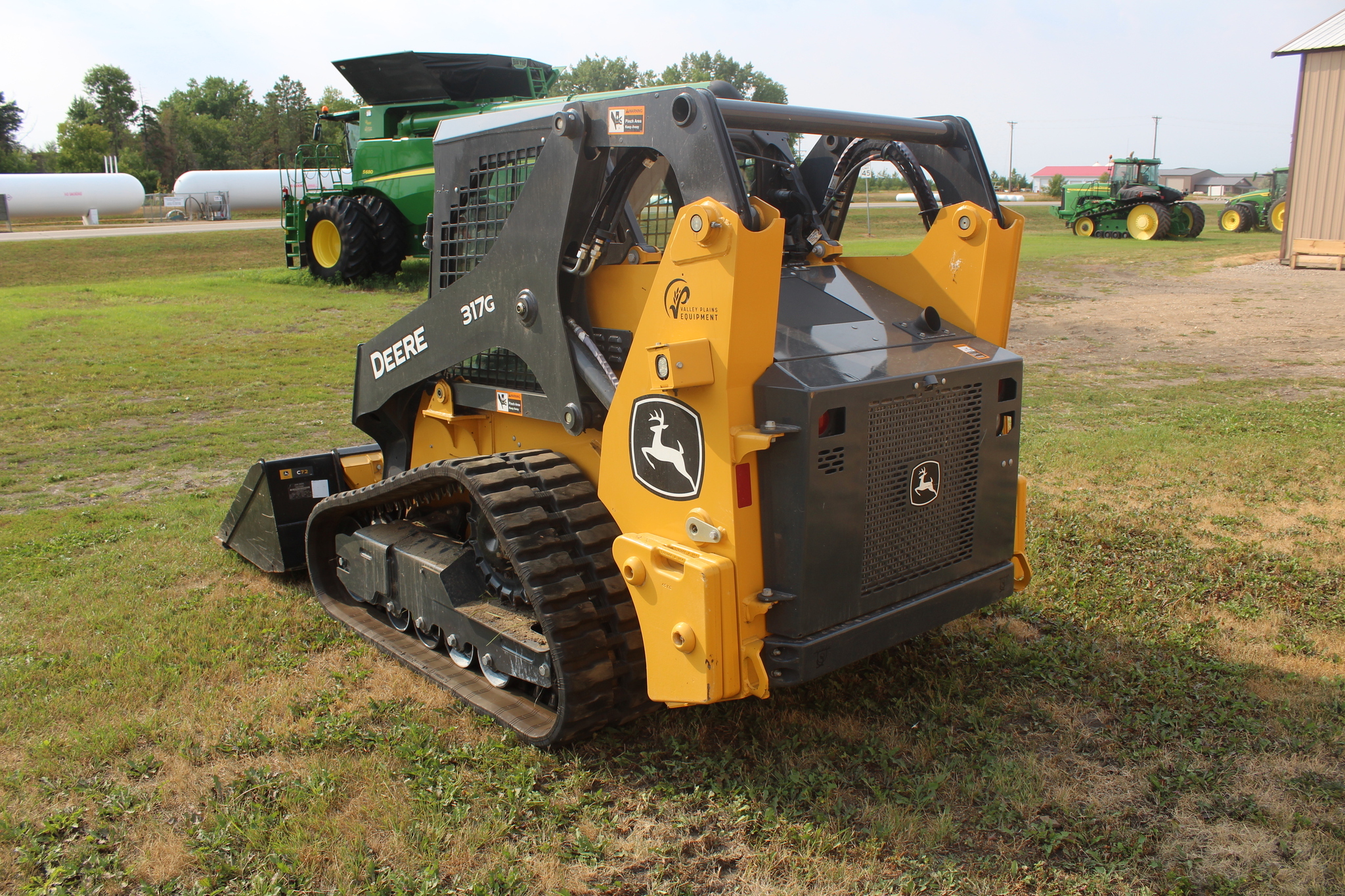 2023 Deere 317G Skid Steer