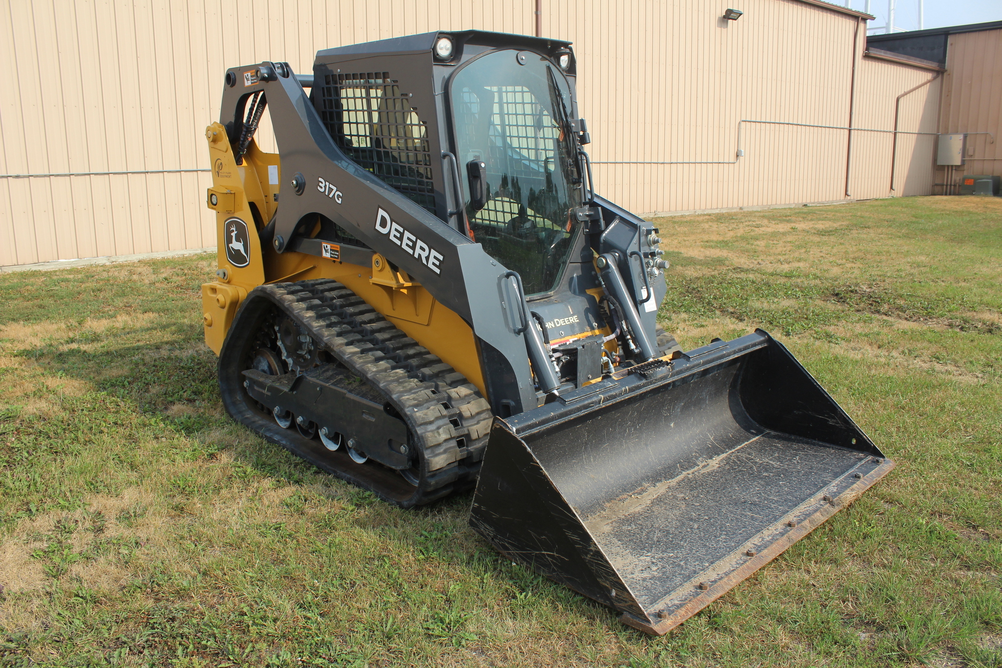 2023 Deere 317G Skid Steer