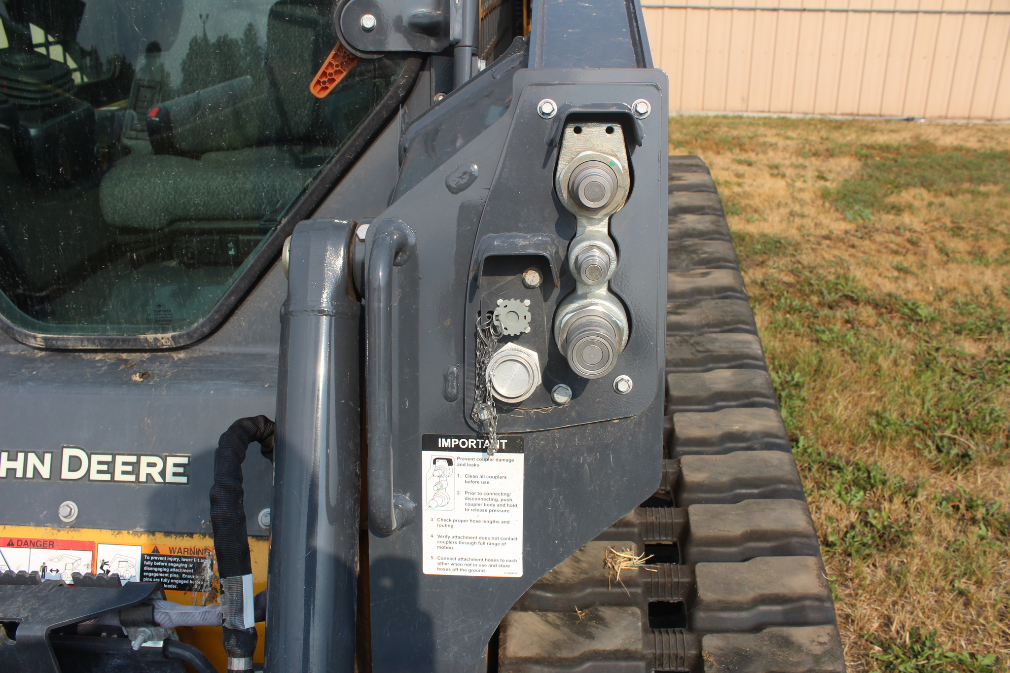 2023 Deere 317G Skid Steer