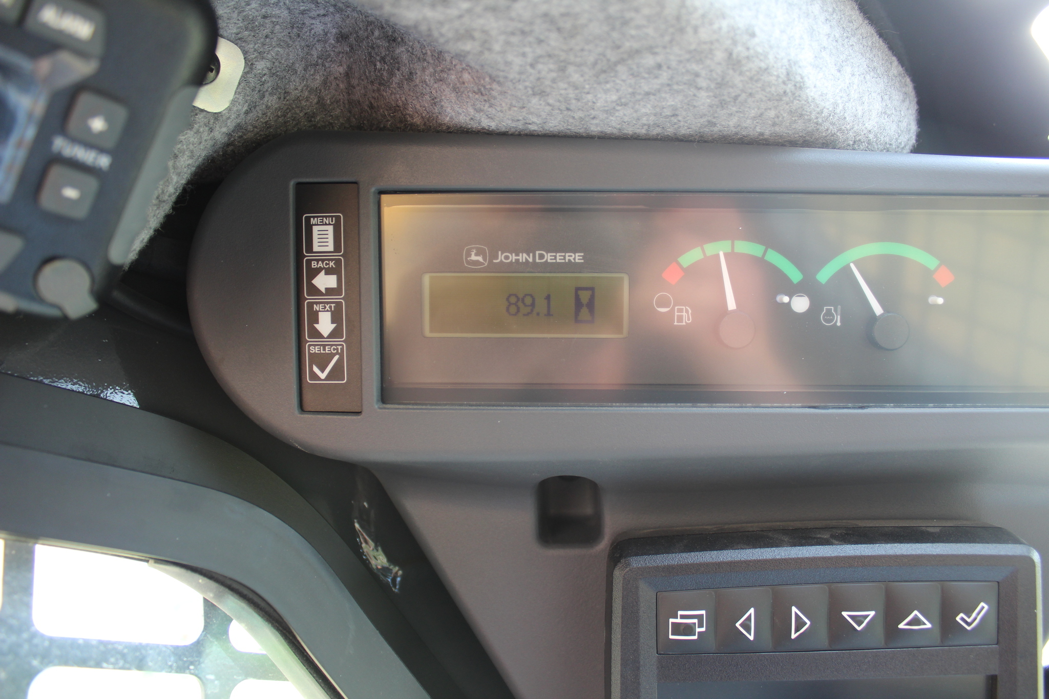 2023 Deere 317G Skid Steer