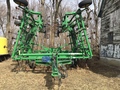 2012 John Deere 2210 Field Cultivator