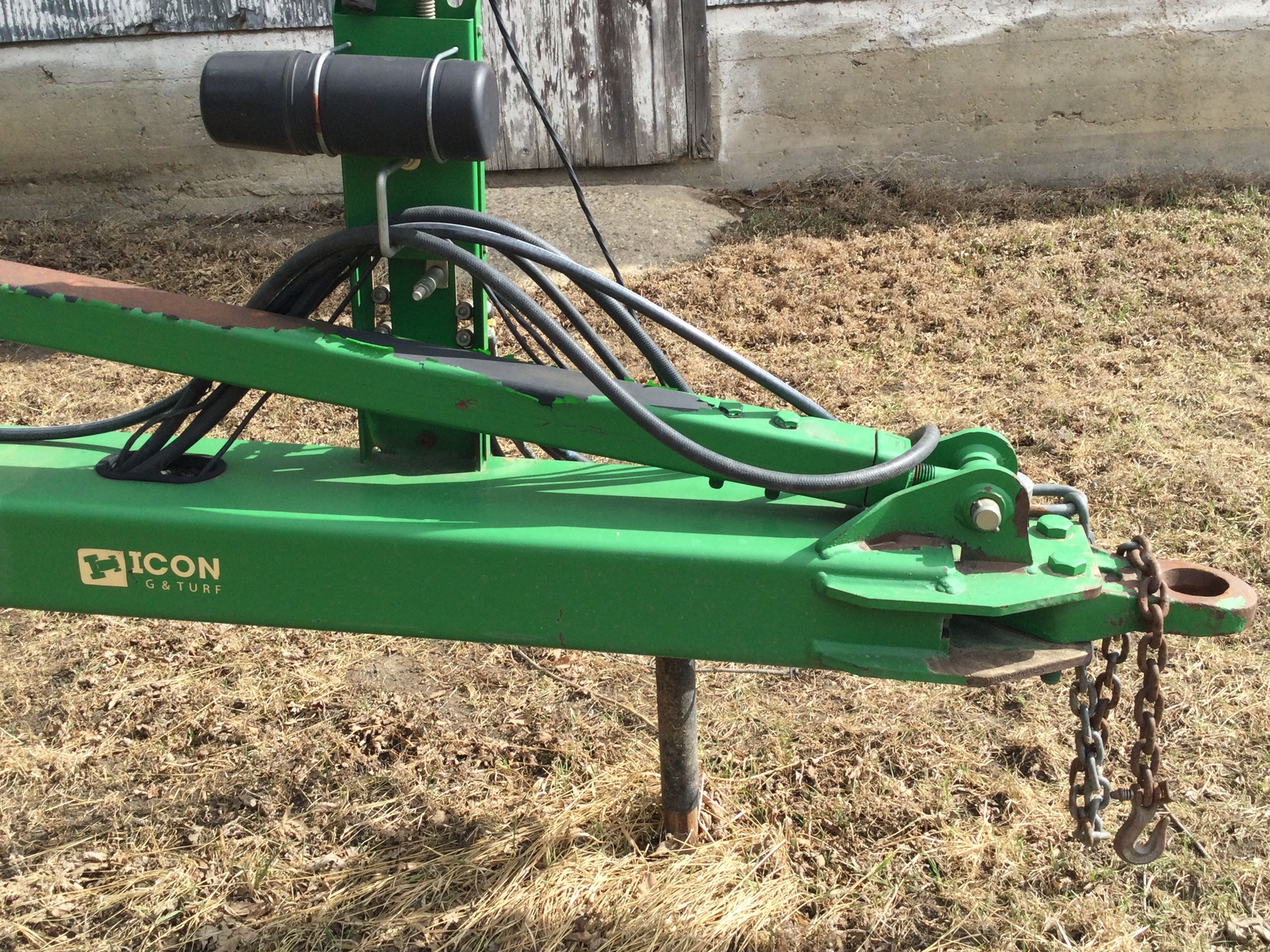 2012 John Deere 2210 Field Cultivator