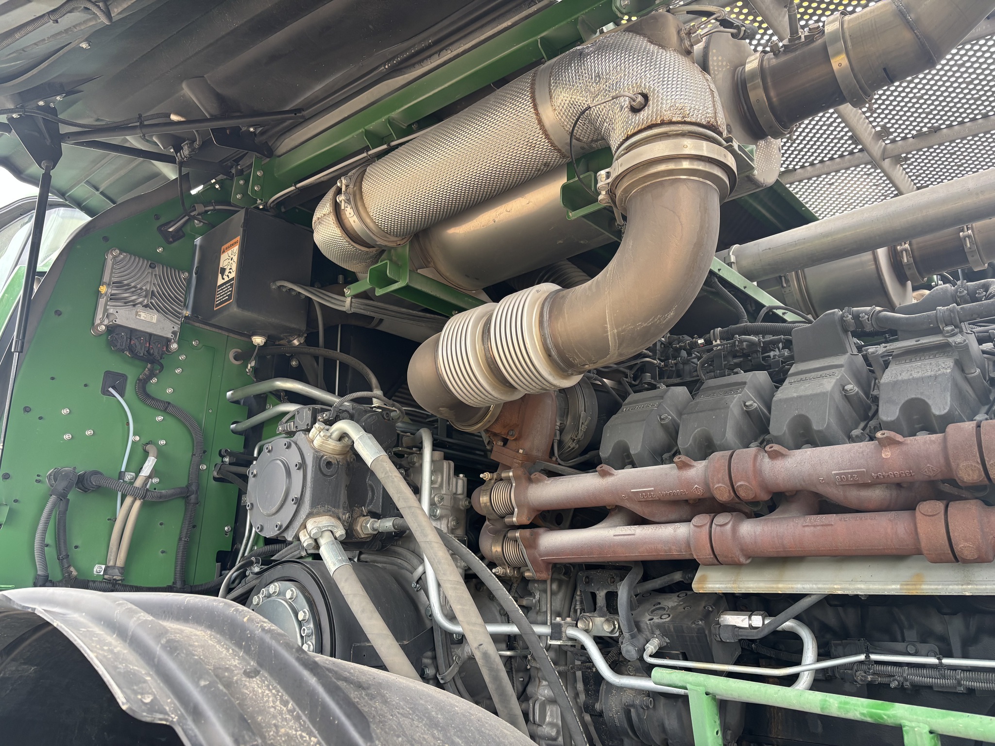 2023 John Deere 9900 Self-Propelled Forage Harvester