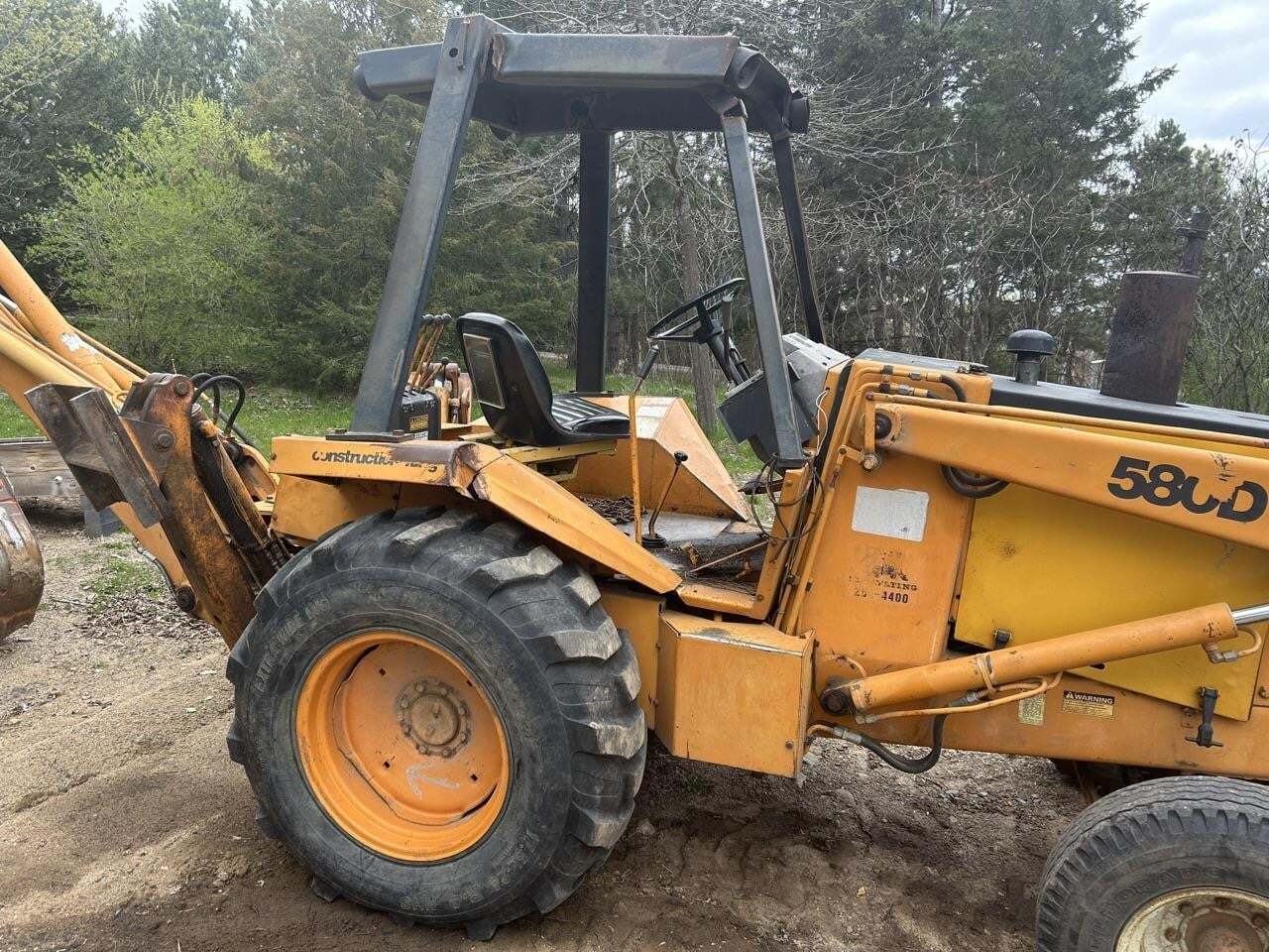  Case 580D Backhoe