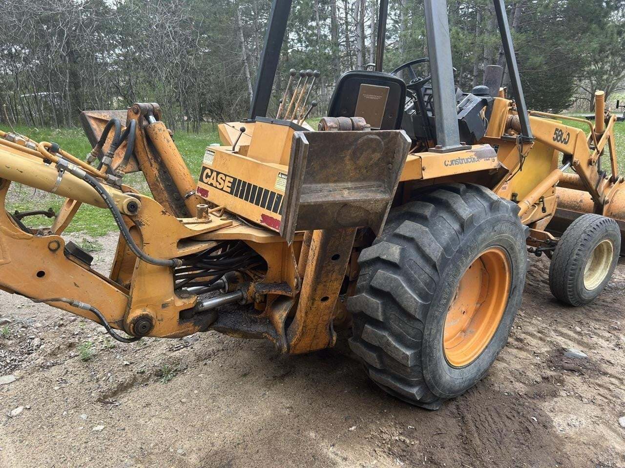 Case 580D Backhoe