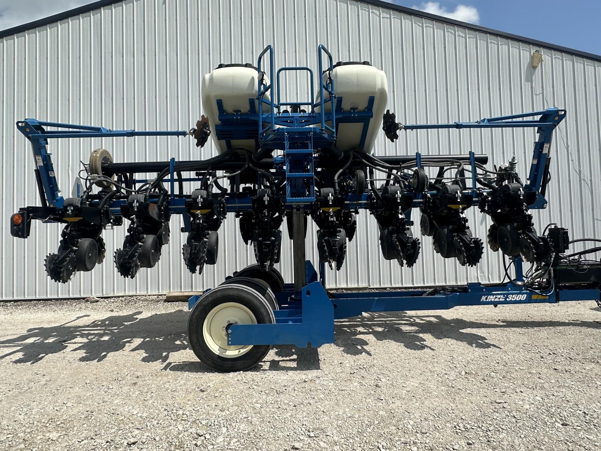 2020 Kinze 3500 Planter