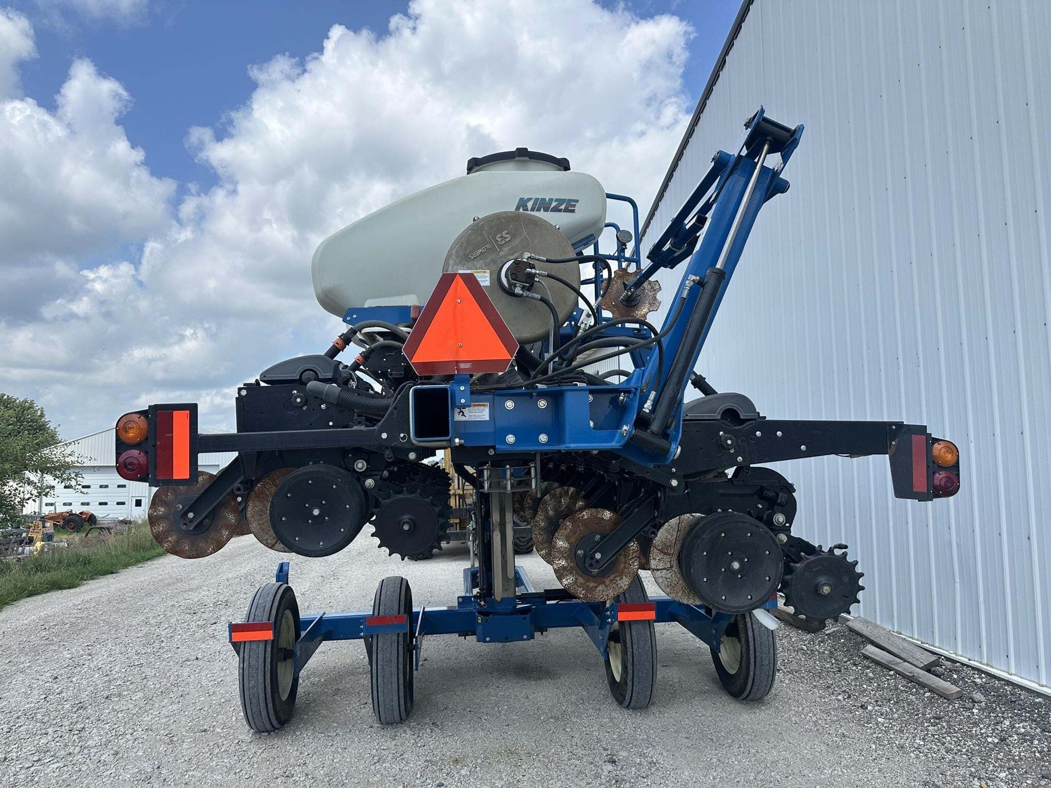 2020 Kinze 3500 Planter