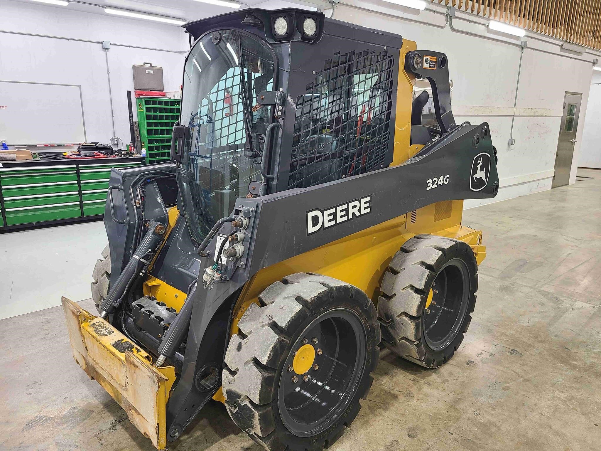 2024 Deere 324G Skid Steer