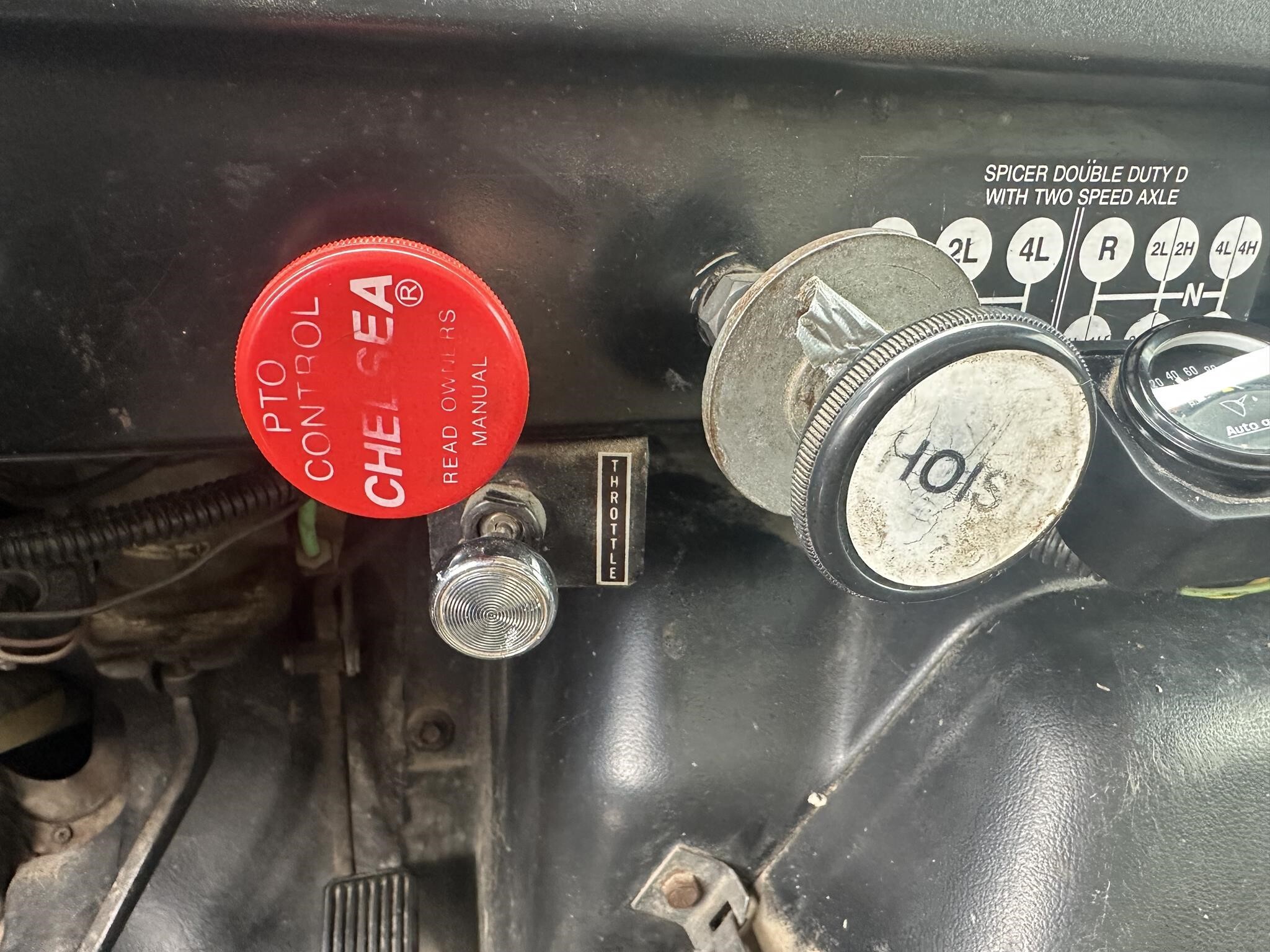 1990 International 4900 Semi Trucks/Trailer