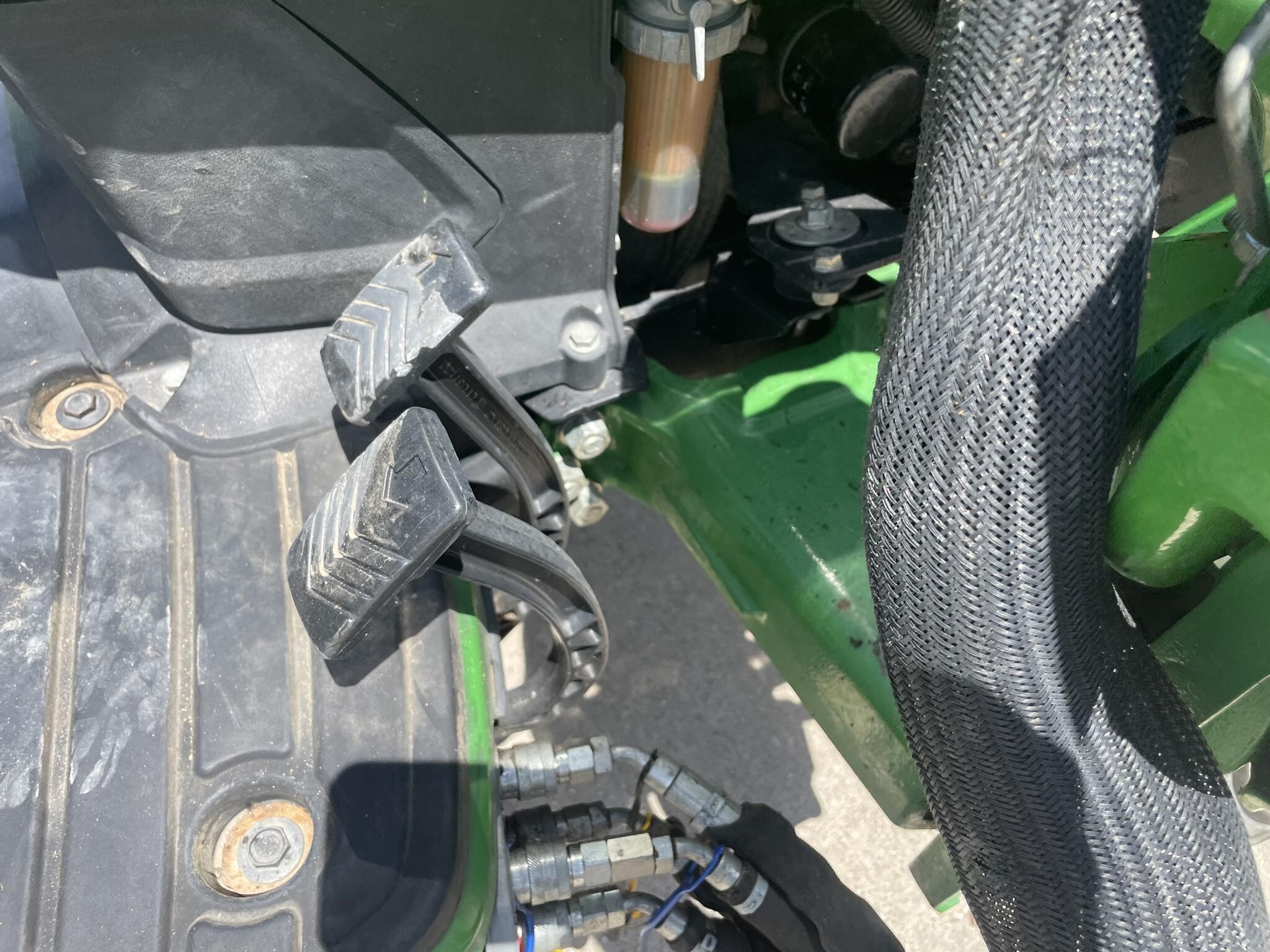 2018 John Deere 1025R Tractor