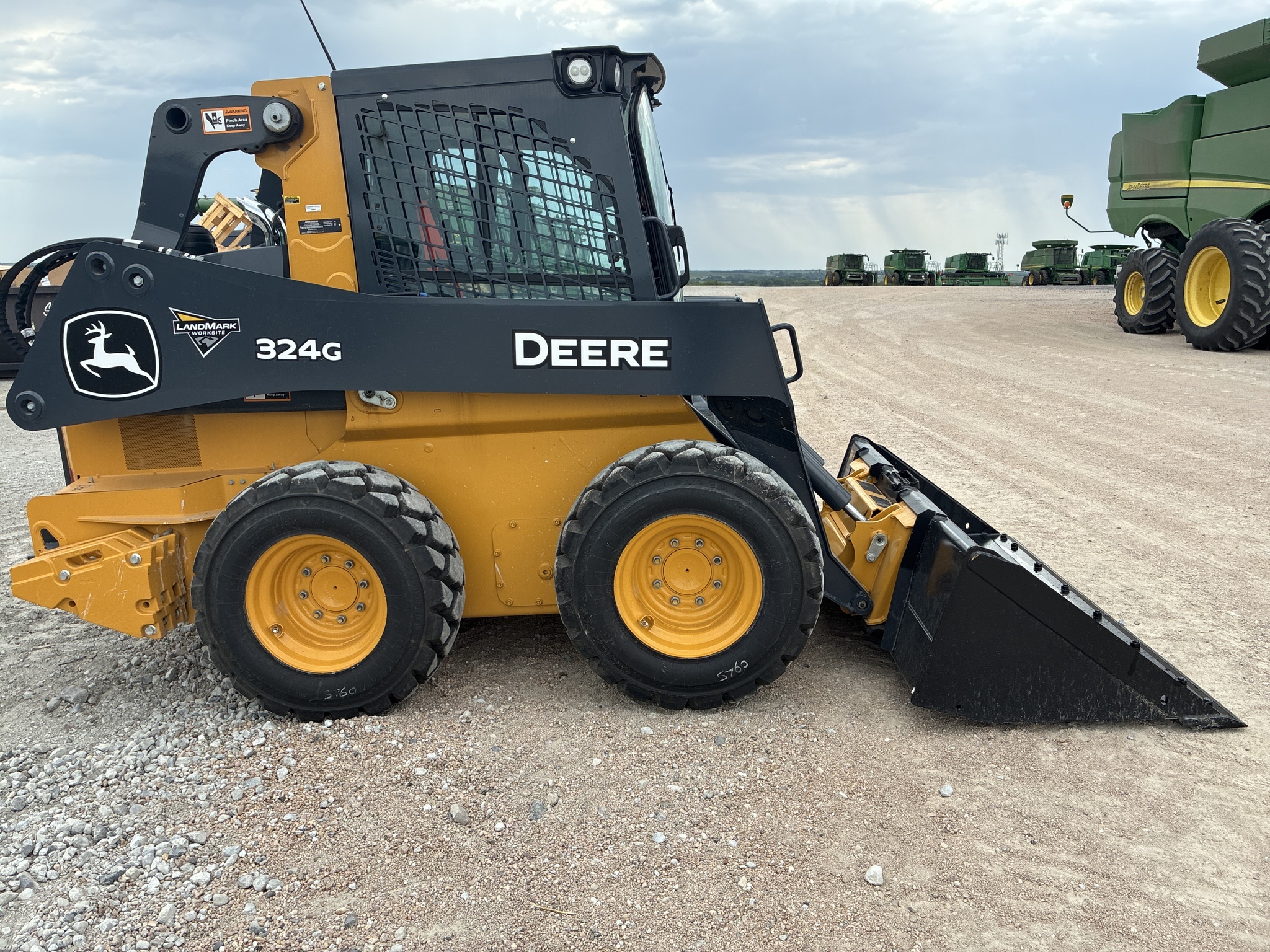 2025 Deere 324G Skid Steer