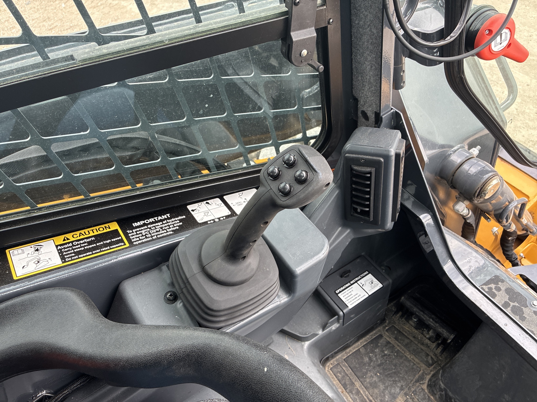 2025 Deere 324G Skid Steer