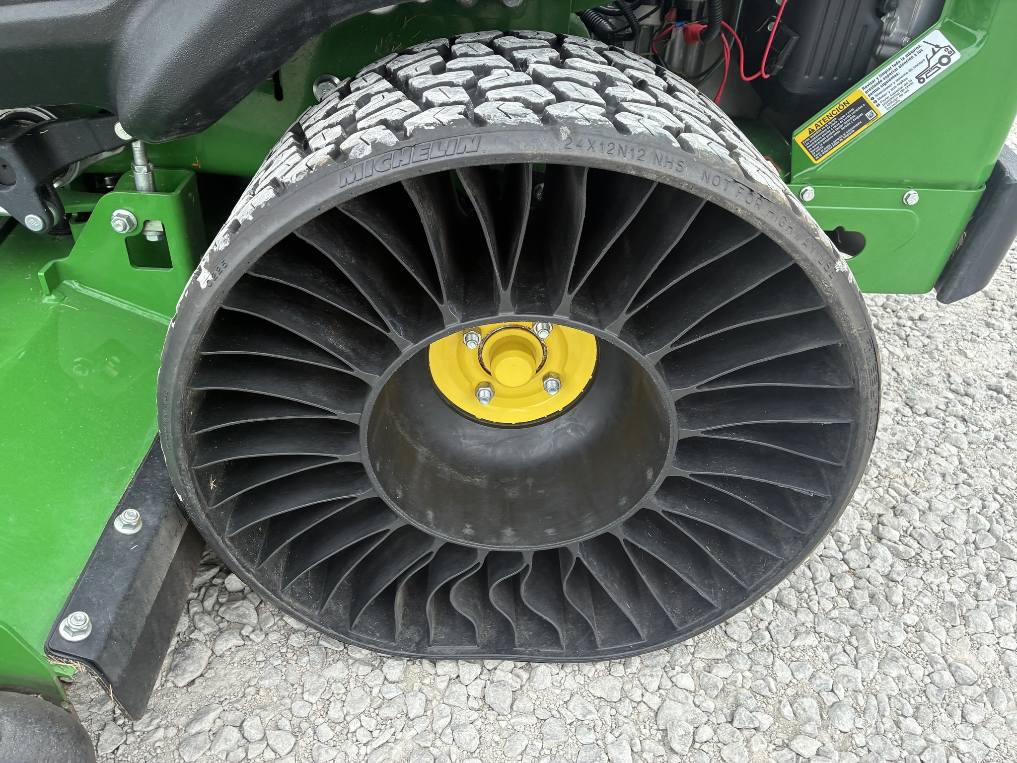 2025 John Deere Z970R Lawn Mower