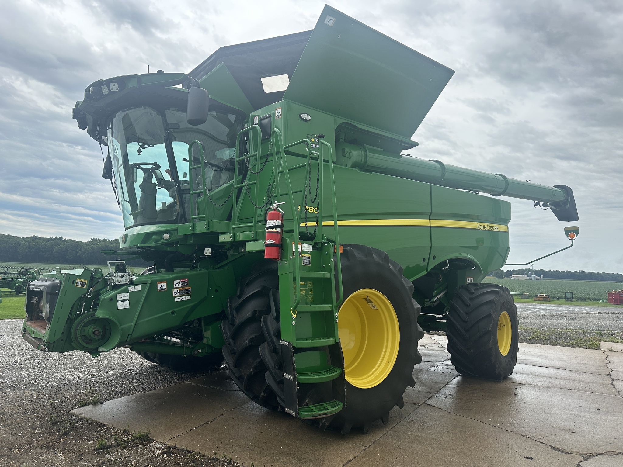 2022 John Deere S780 Combine