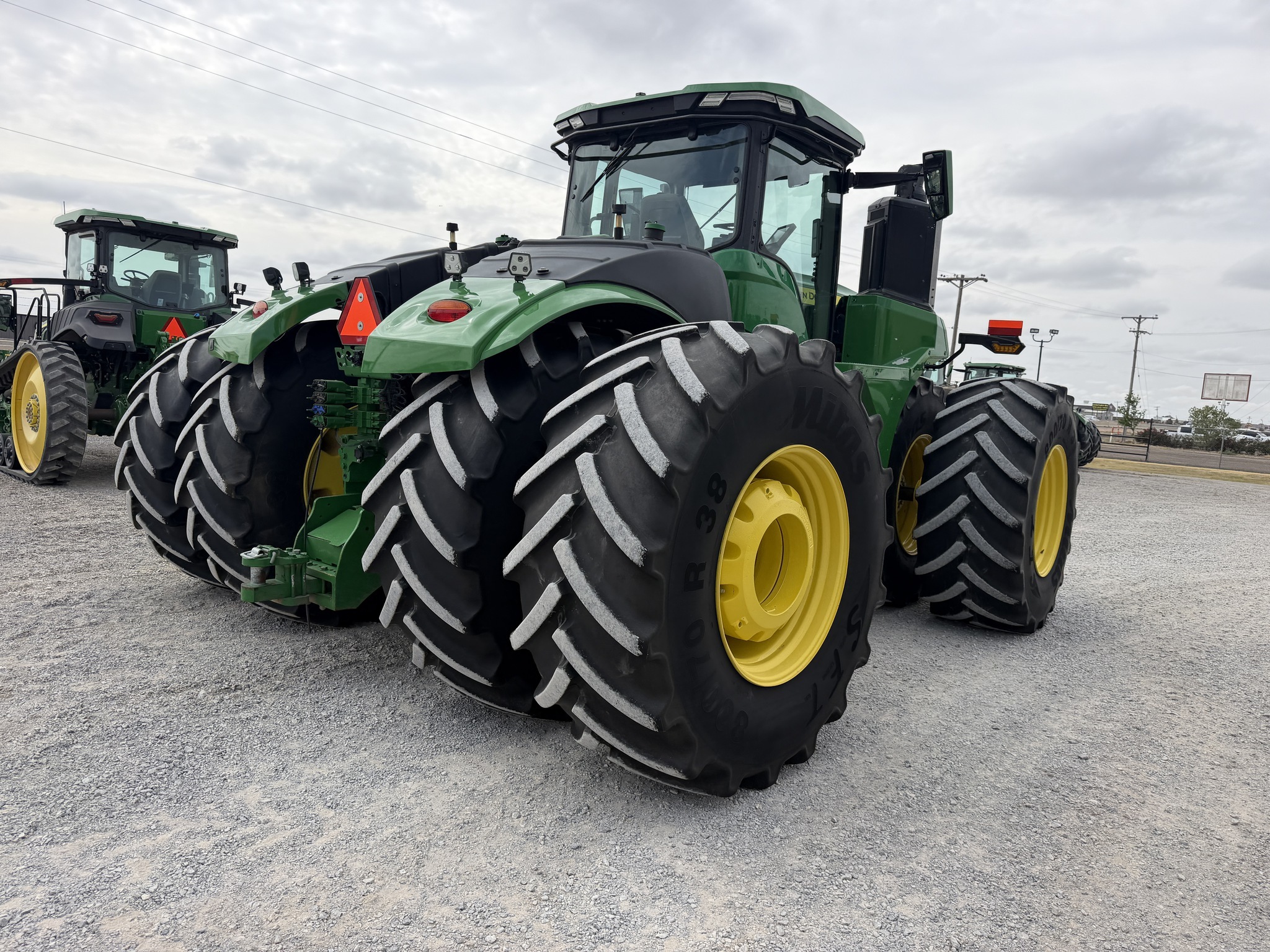 2023 John Deere 9R 490 Tractor