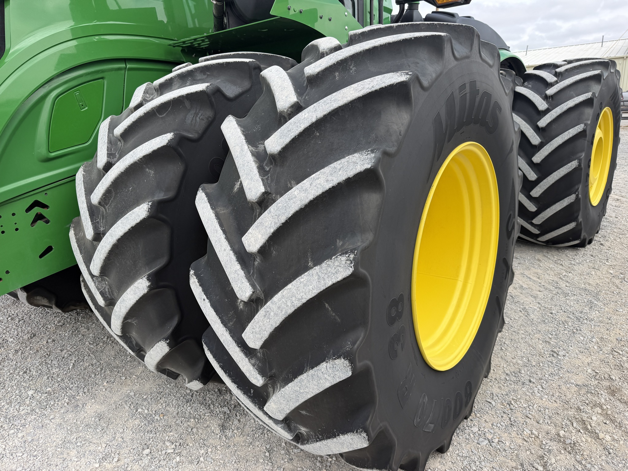2023 John Deere 9R 490 Tractor