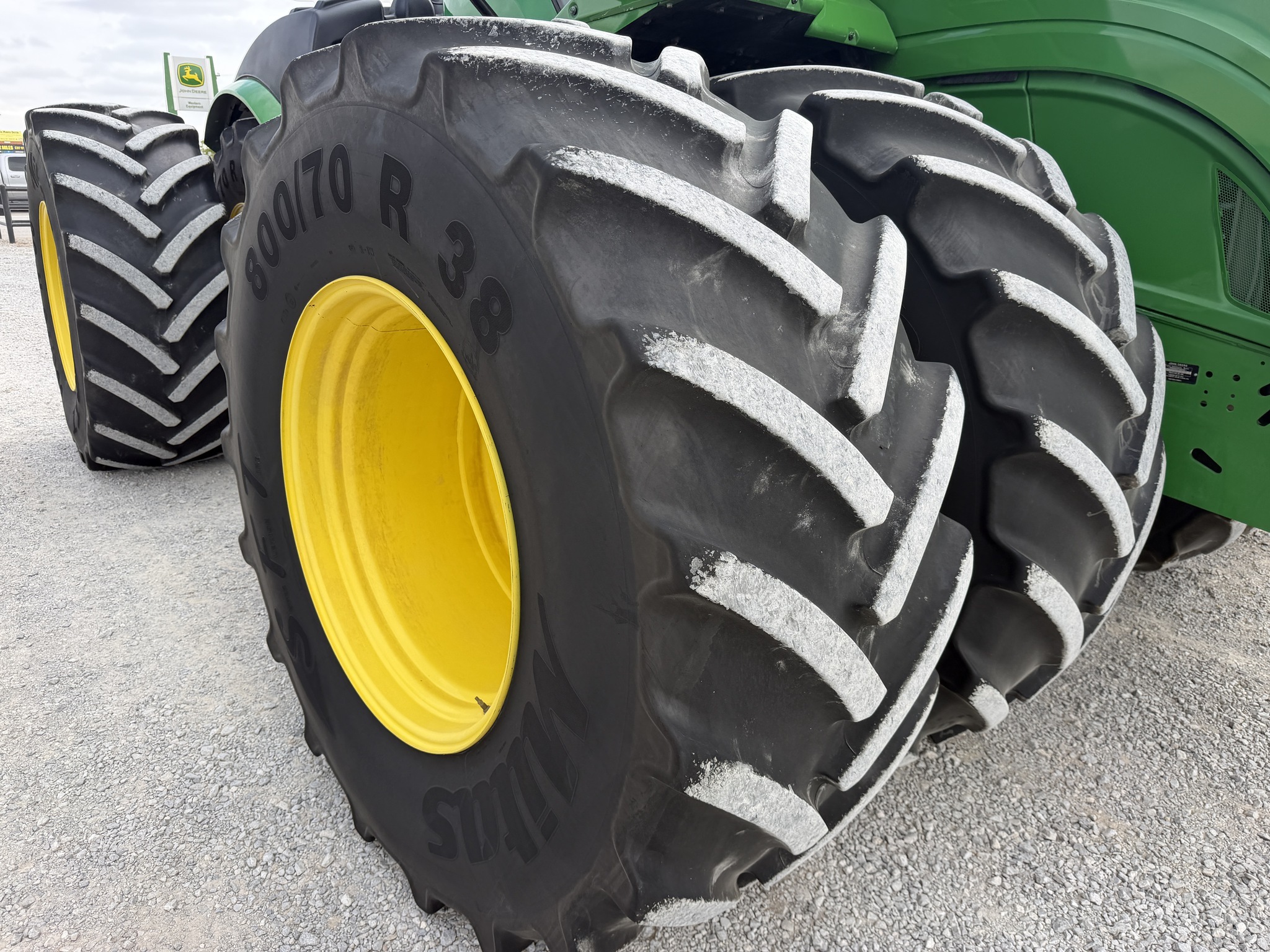 2023 John Deere 9R 490 Tractor