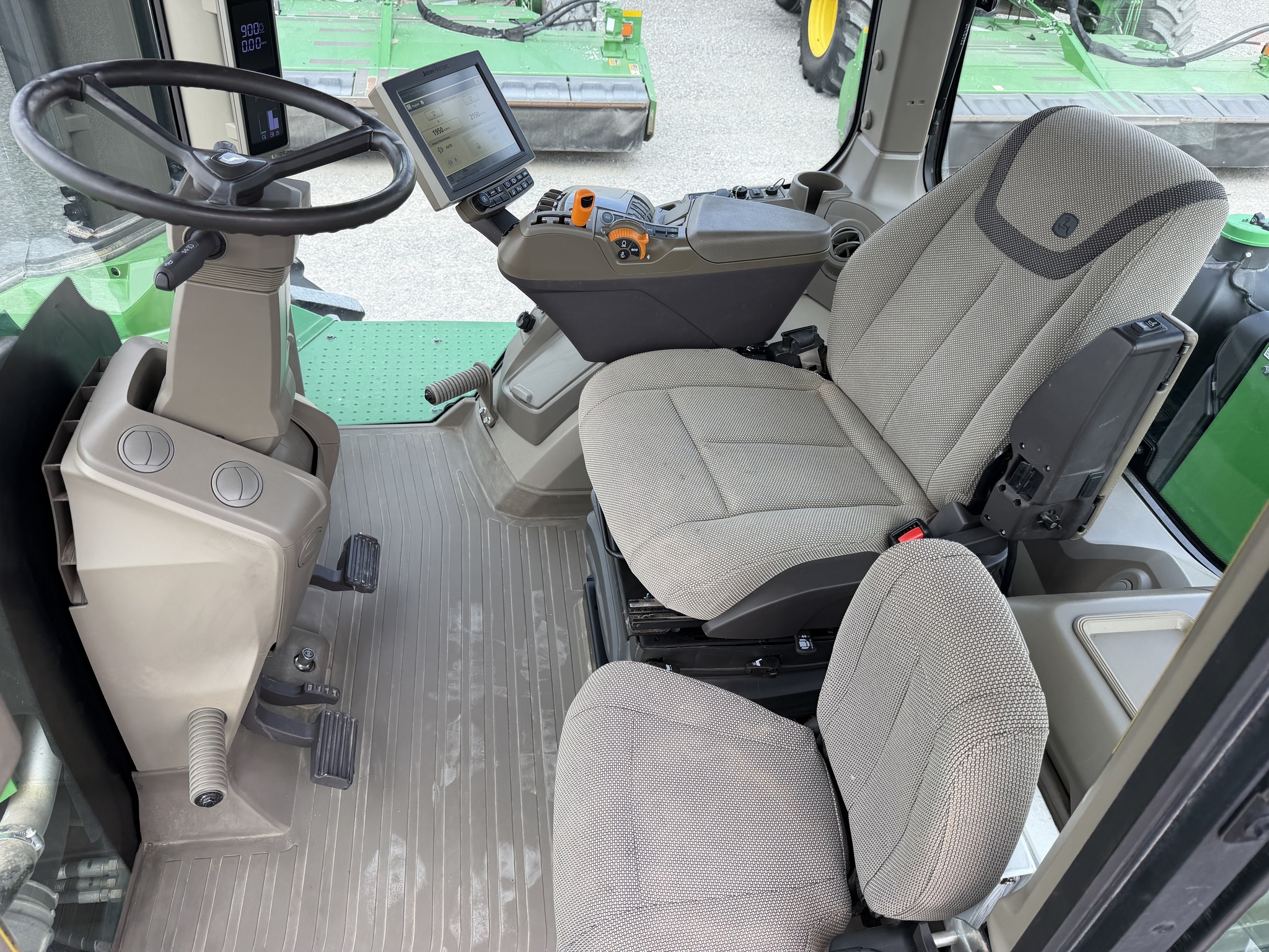 2023 John Deere 9R 490 Tractor