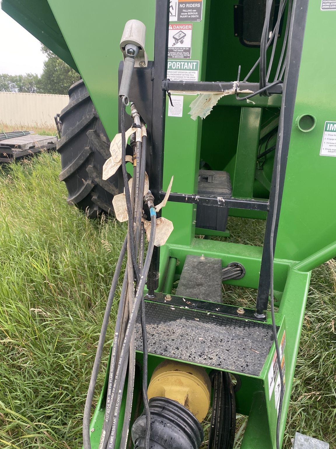 2019 Brent V1100 Grain Cart