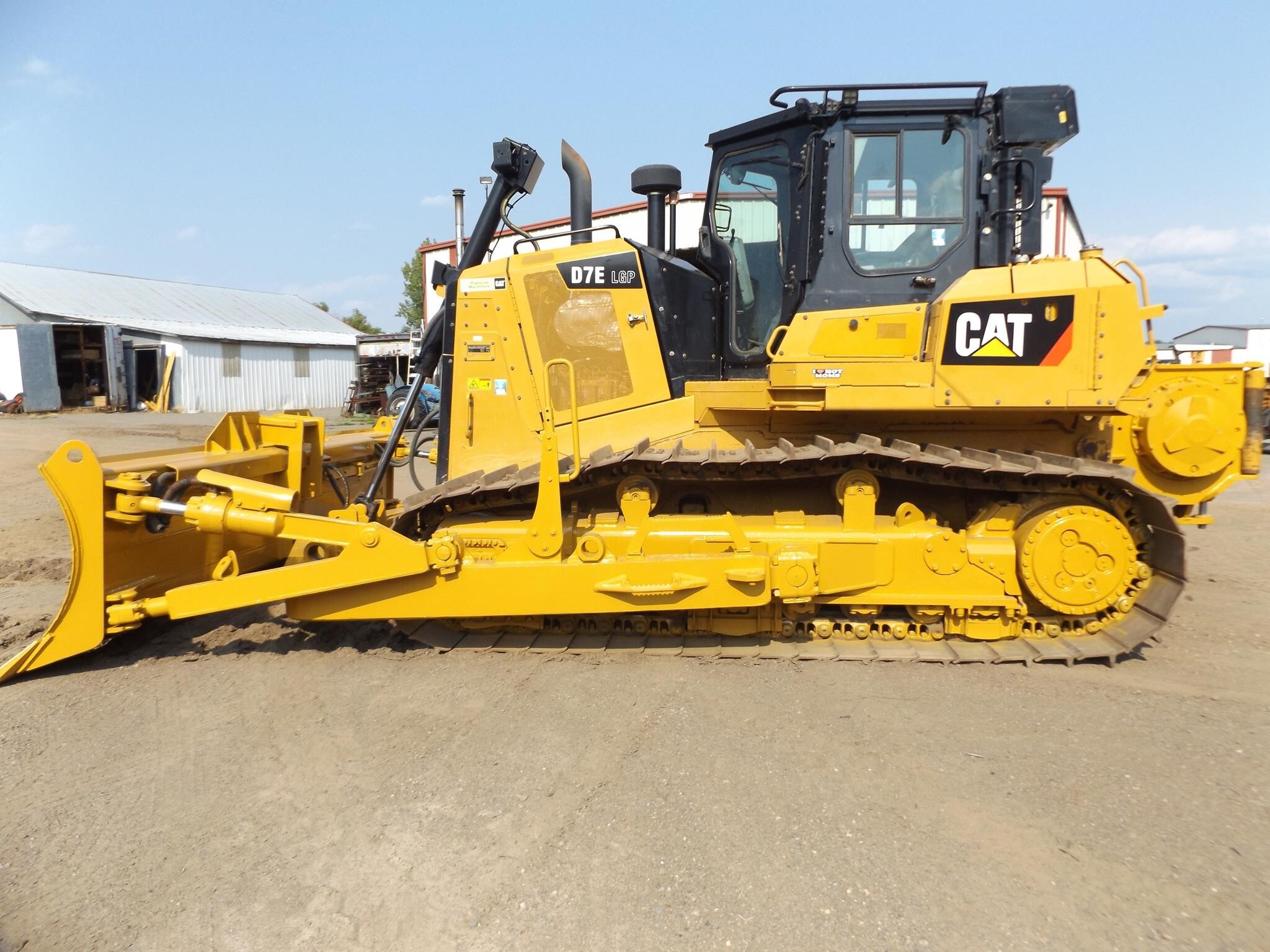 2017 Caterpillar D7E LGP Dozer