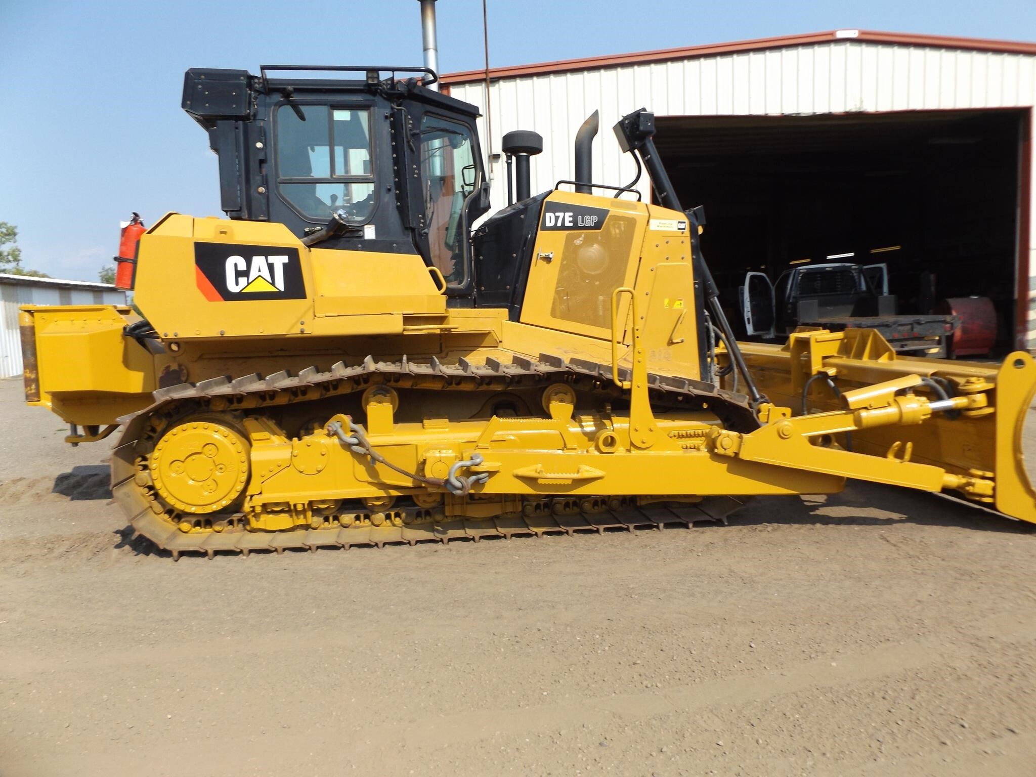 2017 Caterpillar D7E LGP Dozer