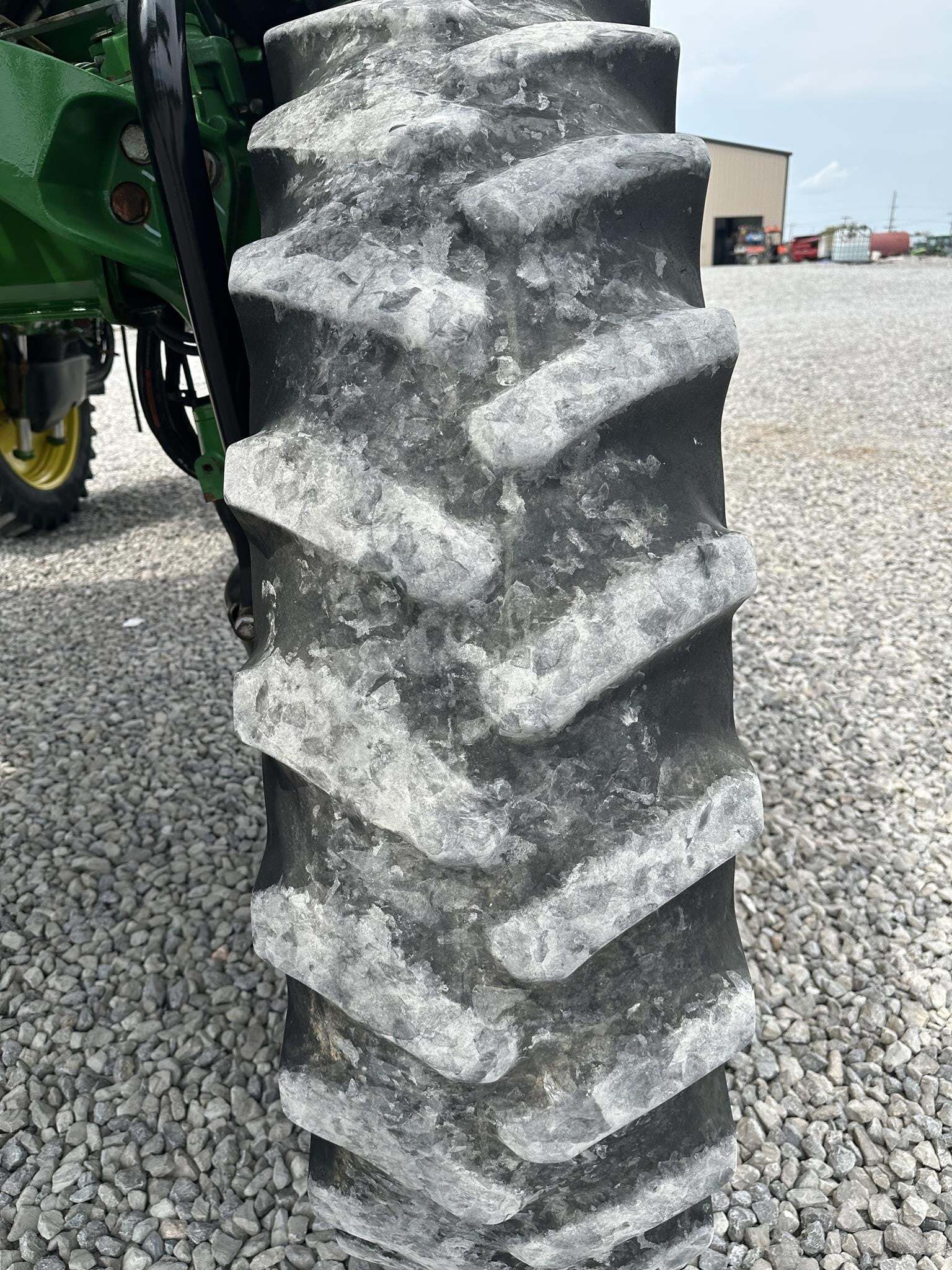 2018 John Deere R4038 Self-Propelled Sprayer