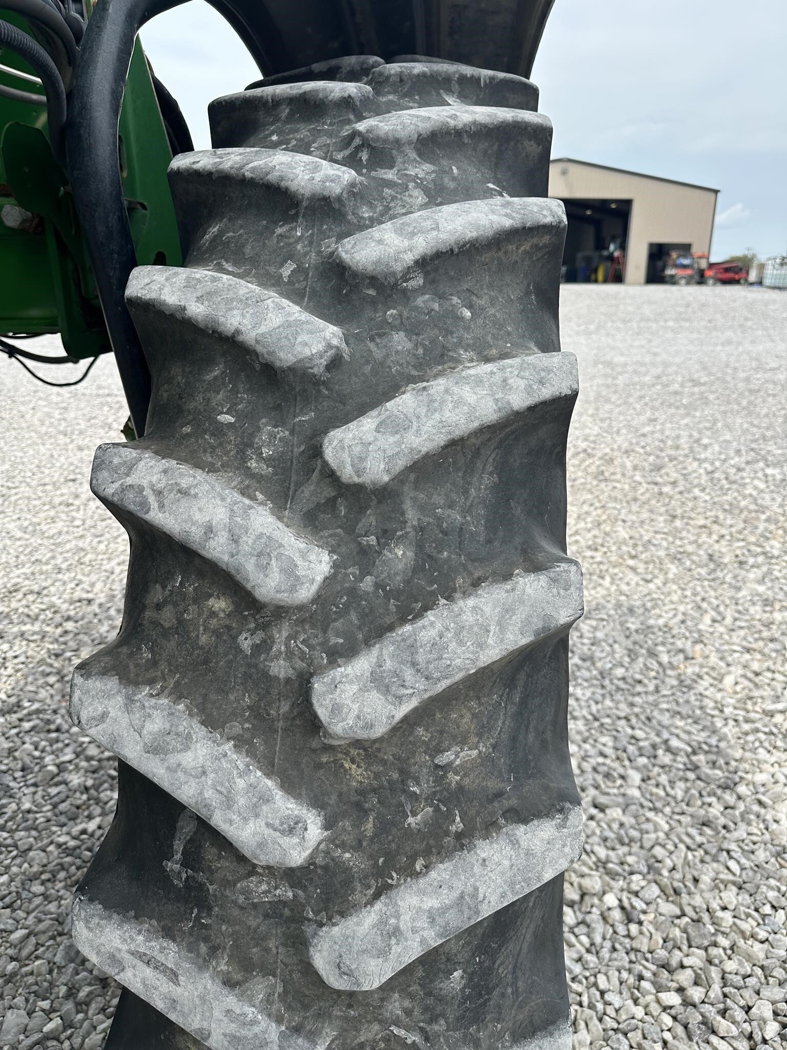 2018 John Deere R4038 Self-Propelled Sprayer
