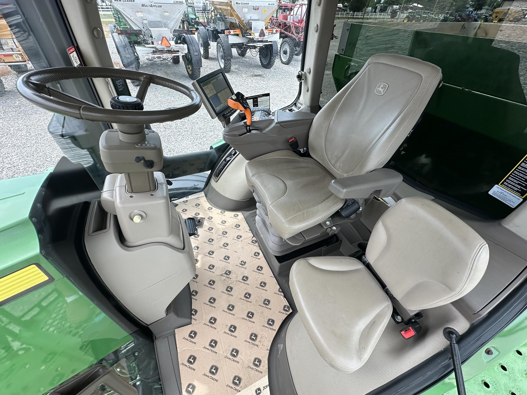 2018 John Deere R4038 Self-Propelled Sprayer