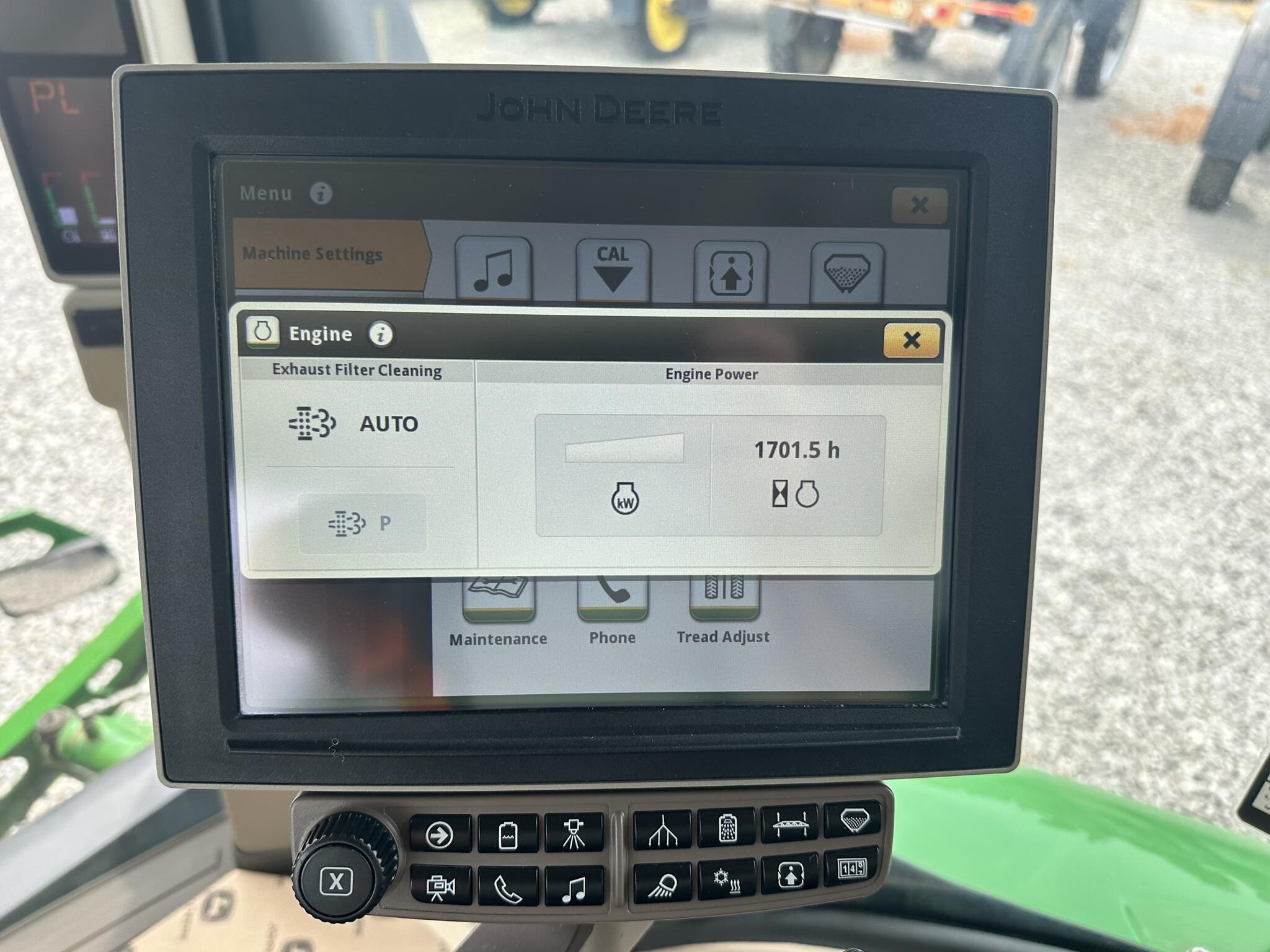 2018 John Deere R4038 Self-Propelled Sprayer