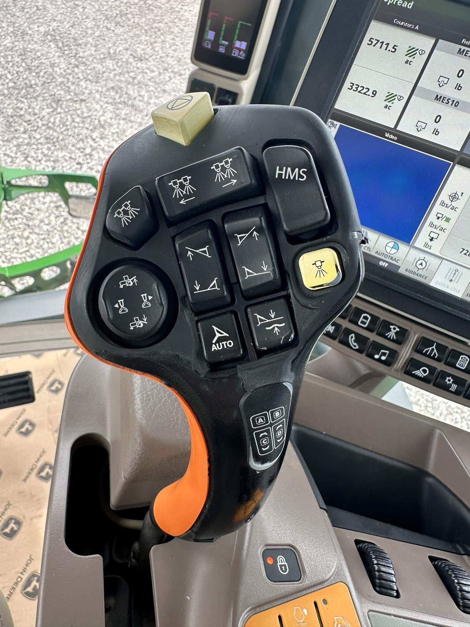 2018 John Deere R4038 Self-Propelled Sprayer