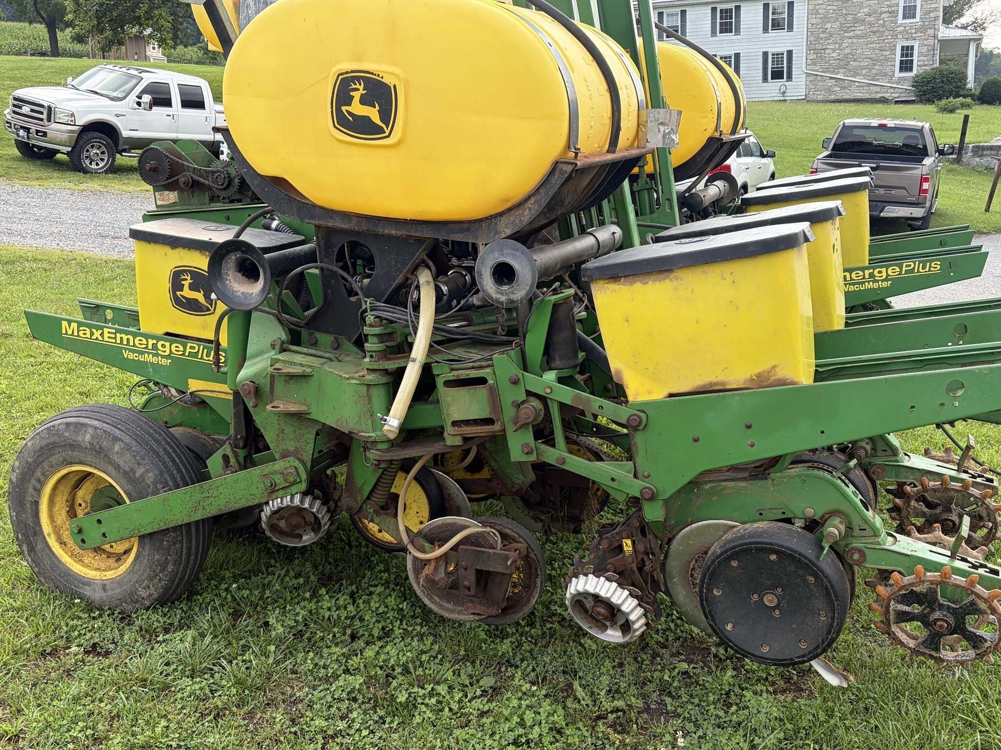 2002 John Deere 1760NT Planter