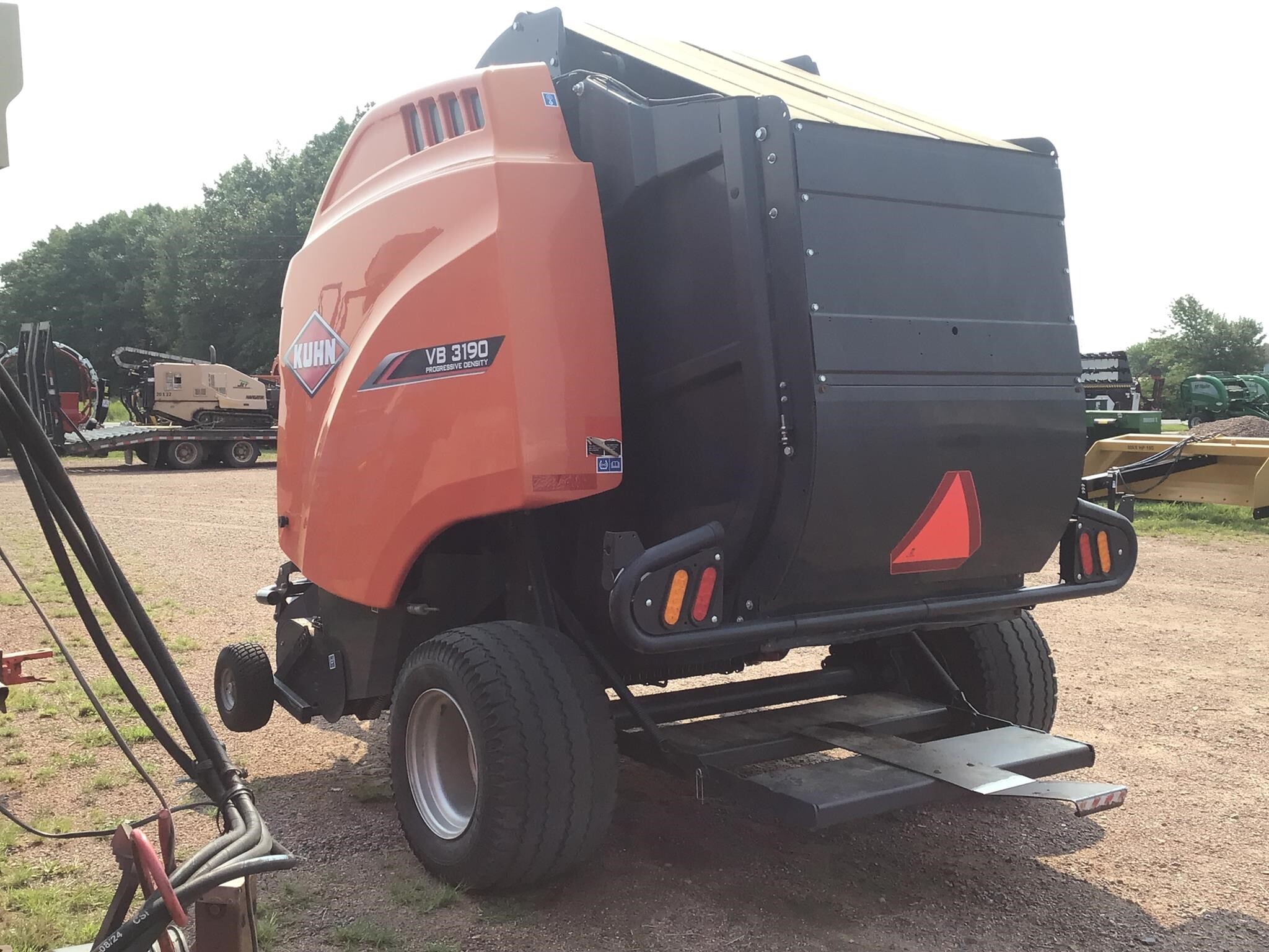  Kuhn VB3190 Round Baler