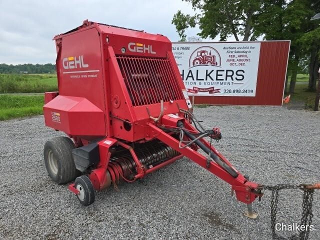 2004 Gehl 2580 Round Baler