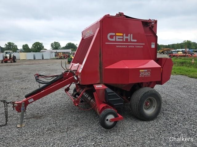 2004 Gehl 2580 Round Baler