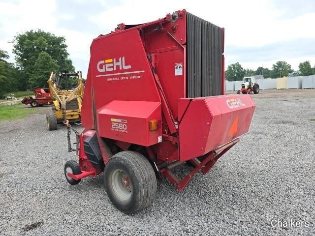 2004 Gehl 2580 Round Baler