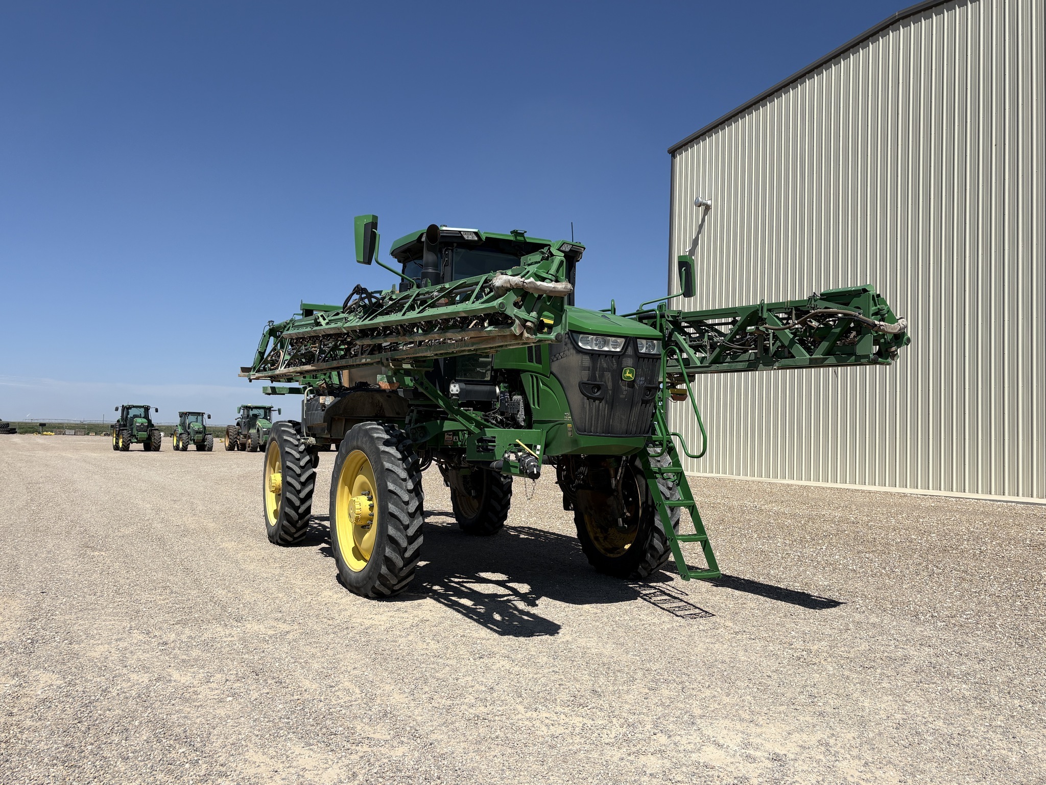 2022 John Deere 410R Self-Propelled Sprayer