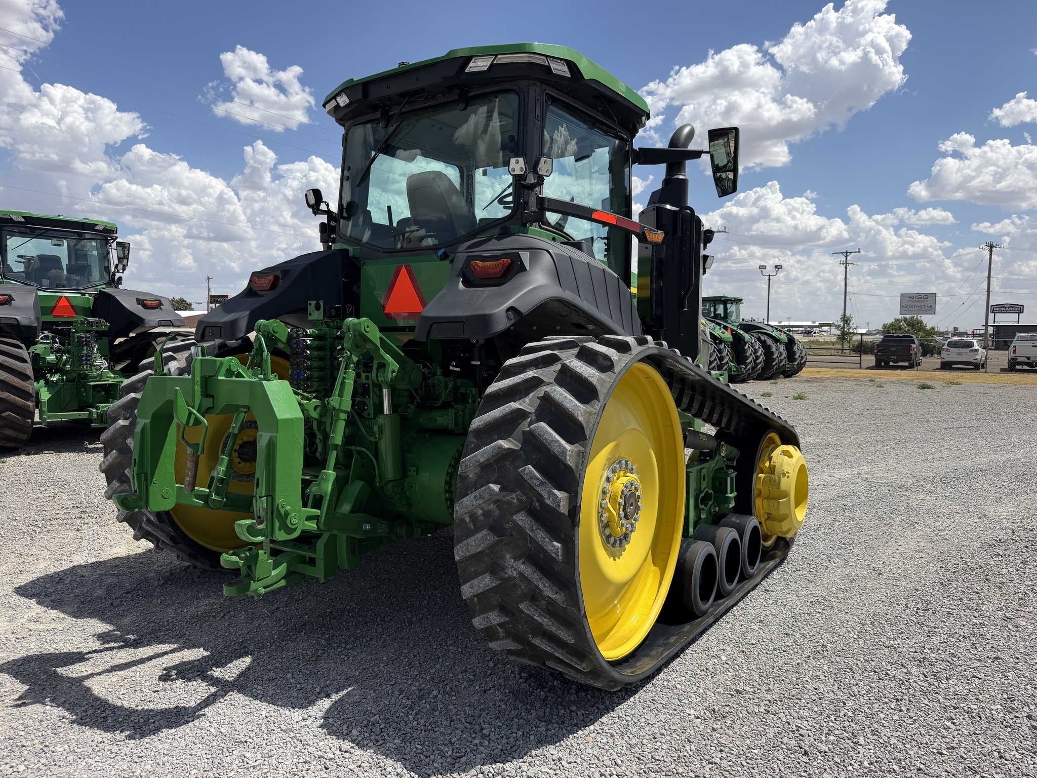 2025 John Deere 8RT 370 Tractor