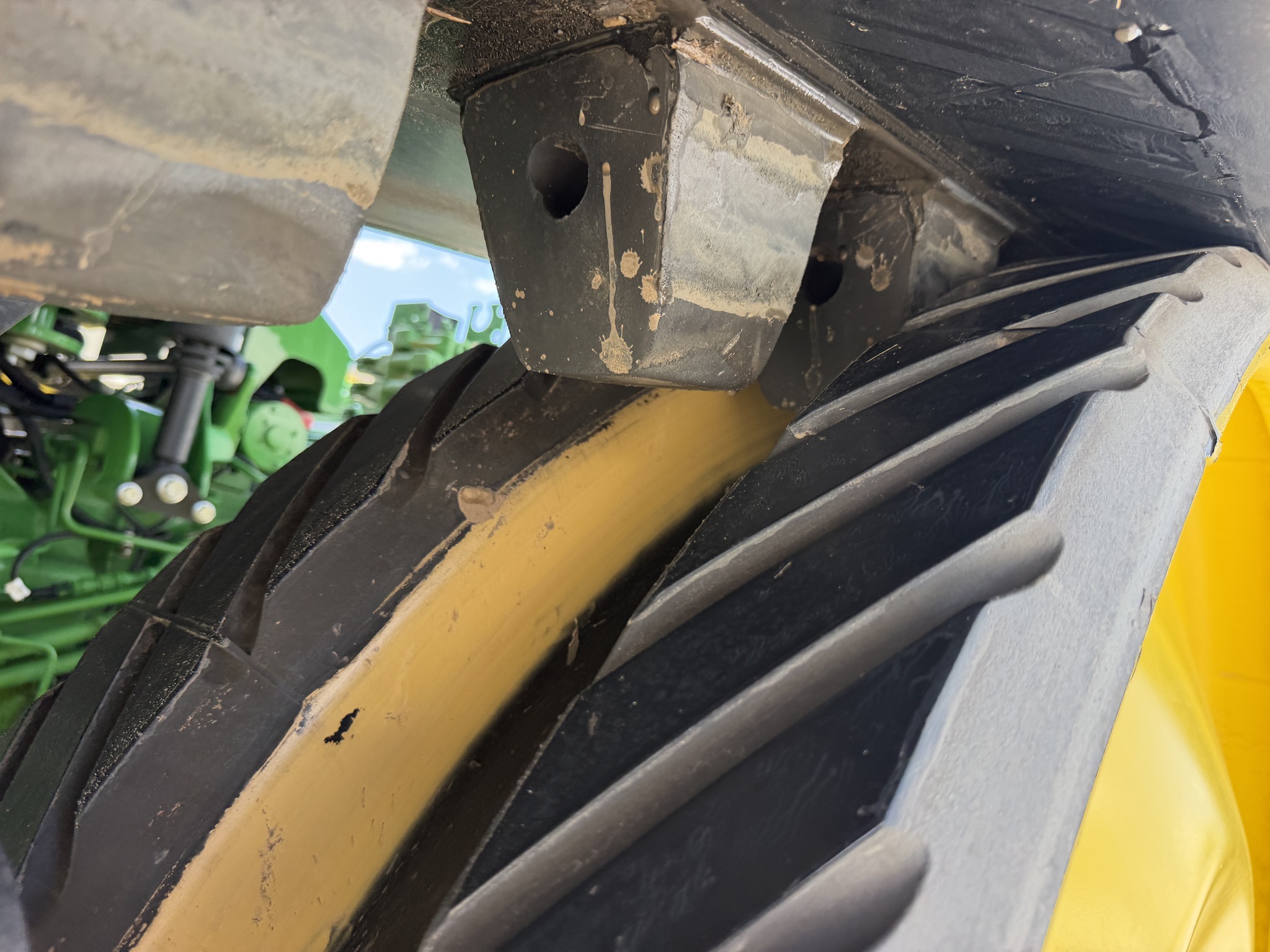 2025 John Deere 8RT 370 Tractor
