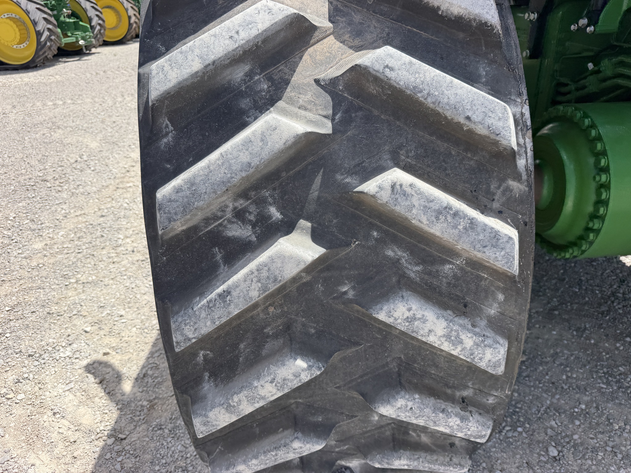 2025 John Deere 8RT 370 Tractor