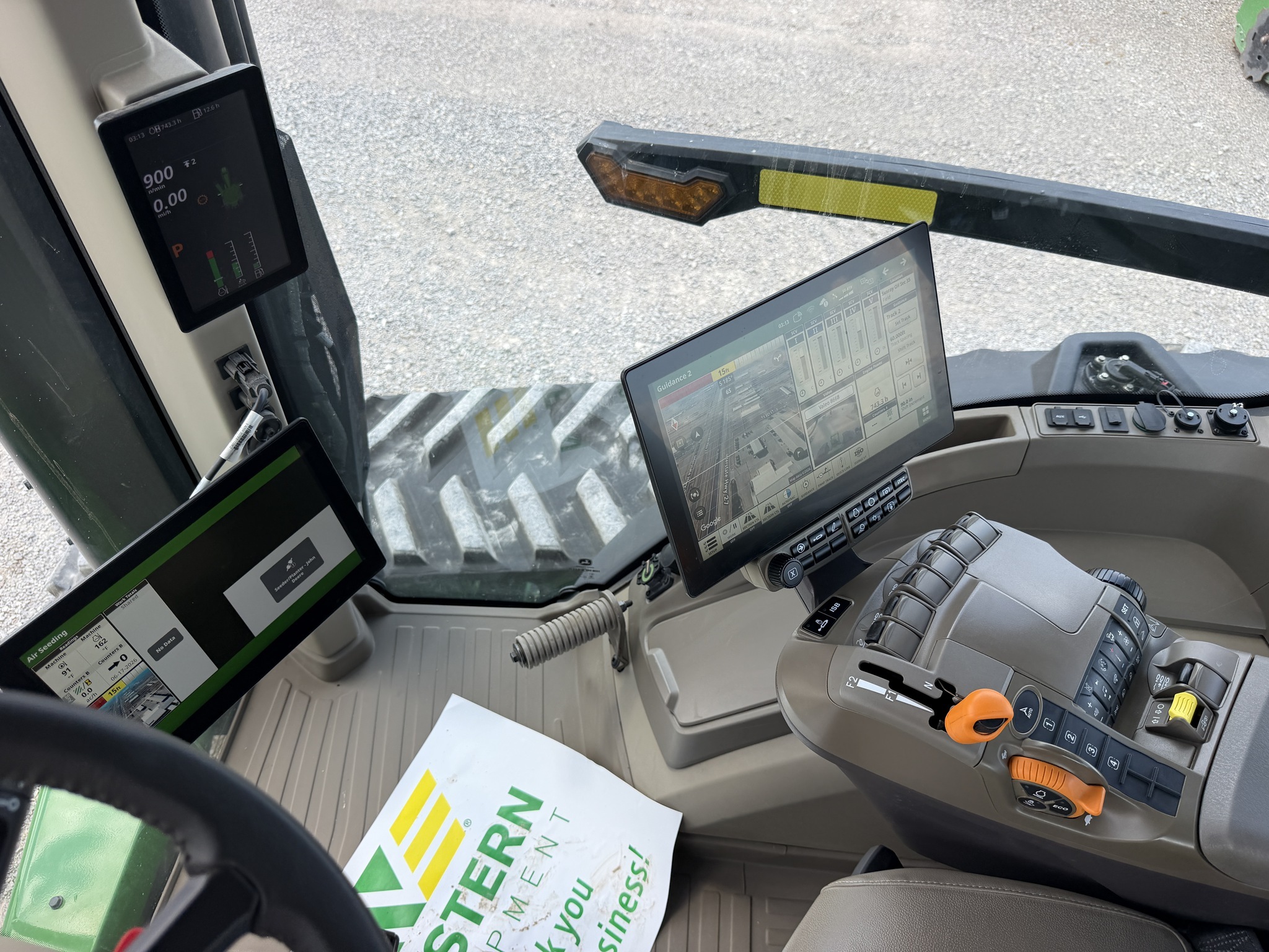 2025 John Deere 8RT 370 Tractor